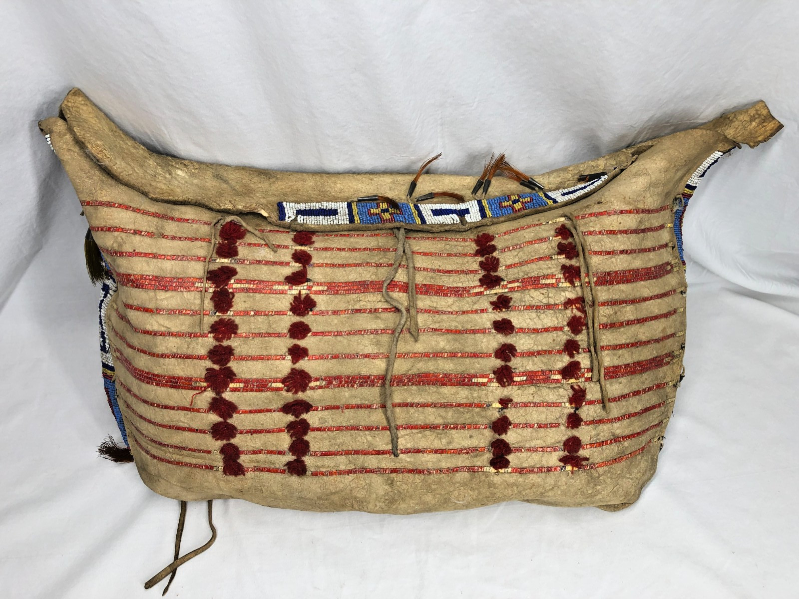 ANTIQUE LATE 1800'S SIOUX TEEPEE BAG OR SADDLE BAG W/ QUILL & BEADED DECORATIONS