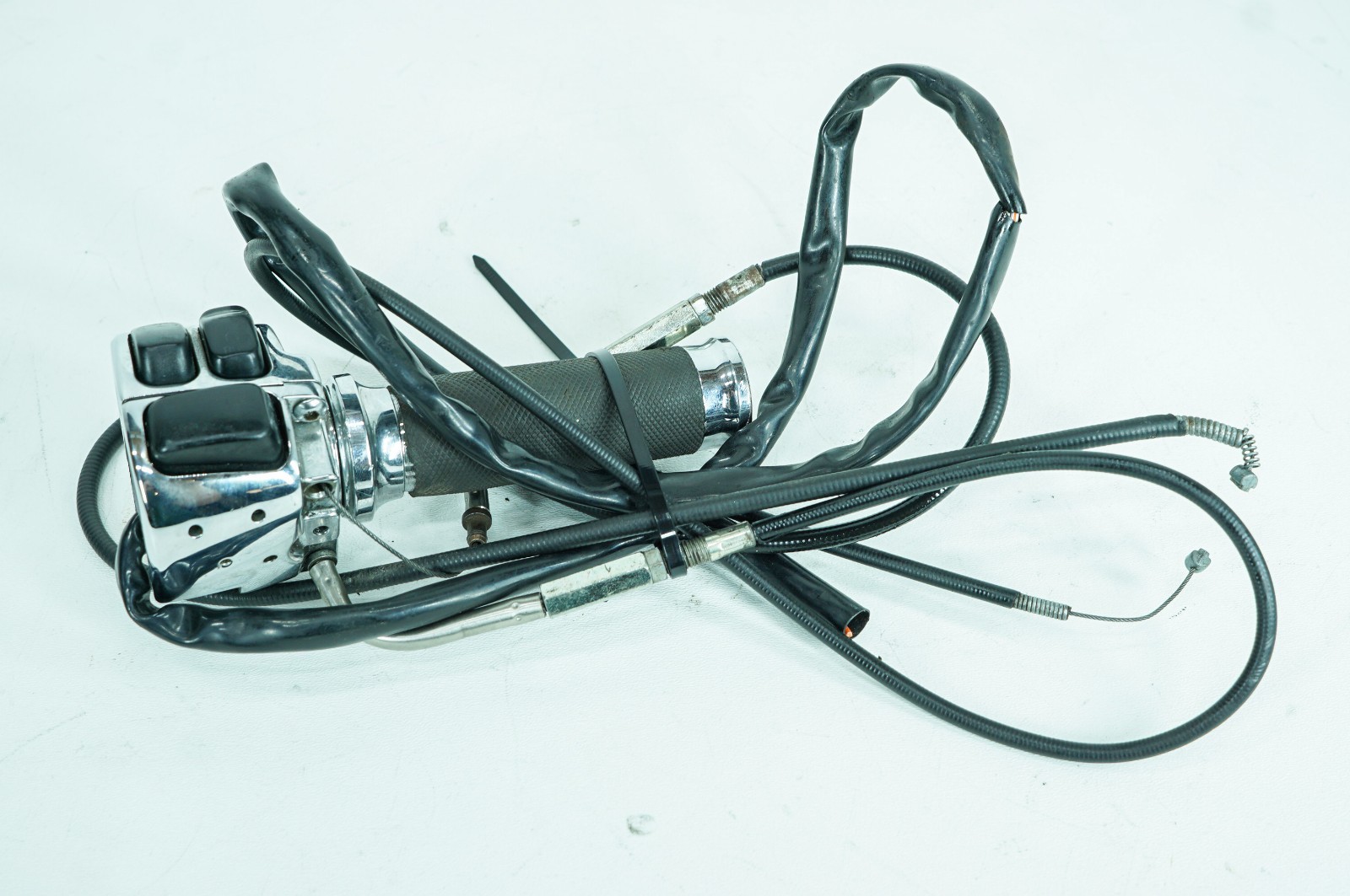 08 Harley Street Glide Touring OEM Right Engine Start Kill Switches Controls