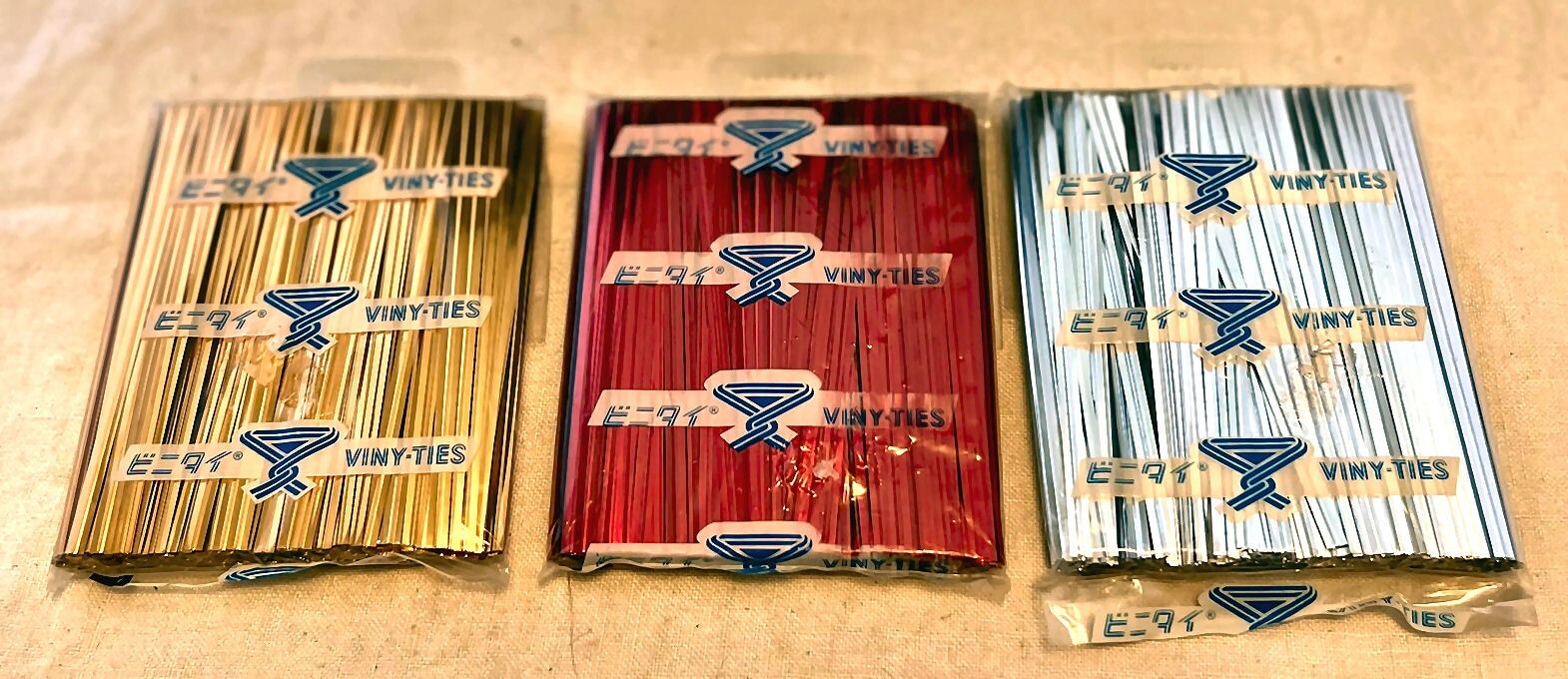 Metallic Viny- Twist Ties - 500 Per Package - Gold, Silver, or Red -4" and 6"