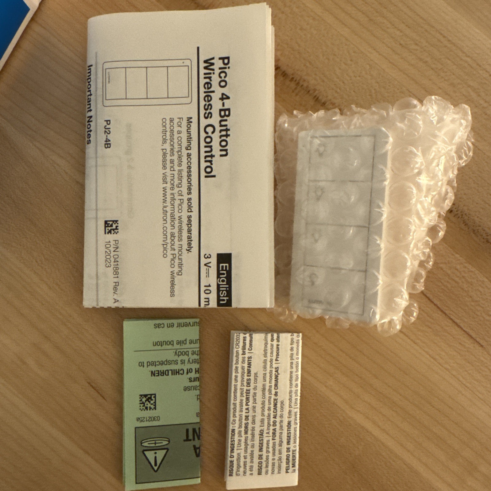 Lutron PJ2-4B-GWH-L31 PICO KEYPAD 4 BUTTON WHITE Scene Control Fast Shipping