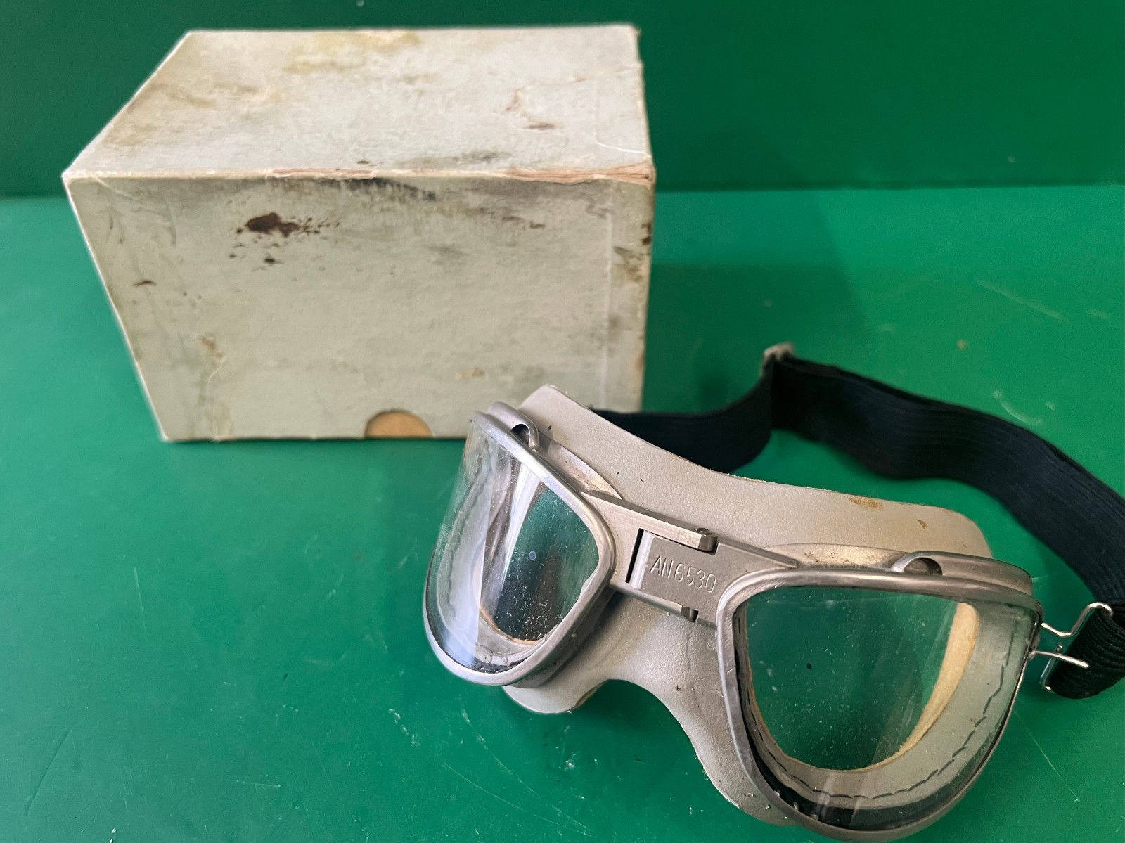 CHAS. FISCHER AN-6530 FLYING GOGGLES- 100% ORIGINAL