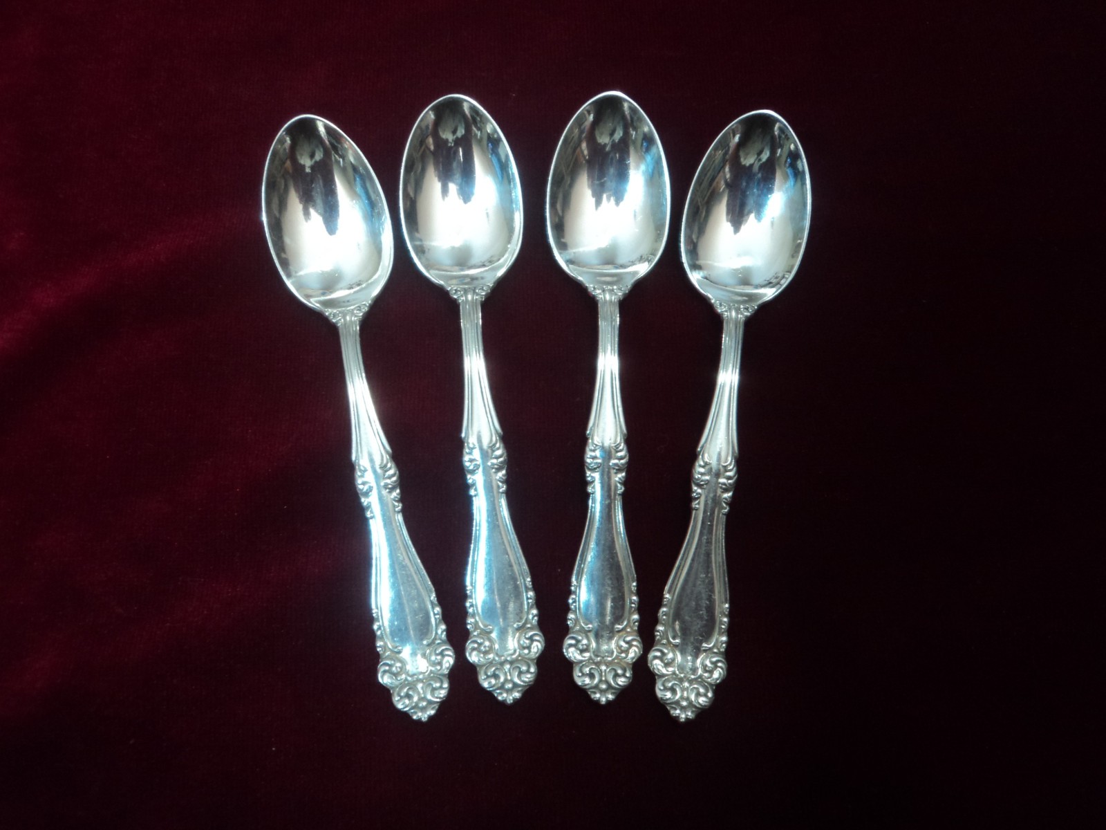 Silverplate Lot of 4 Demitasse Spoons Holmes Edwards IMPERIAL 1904