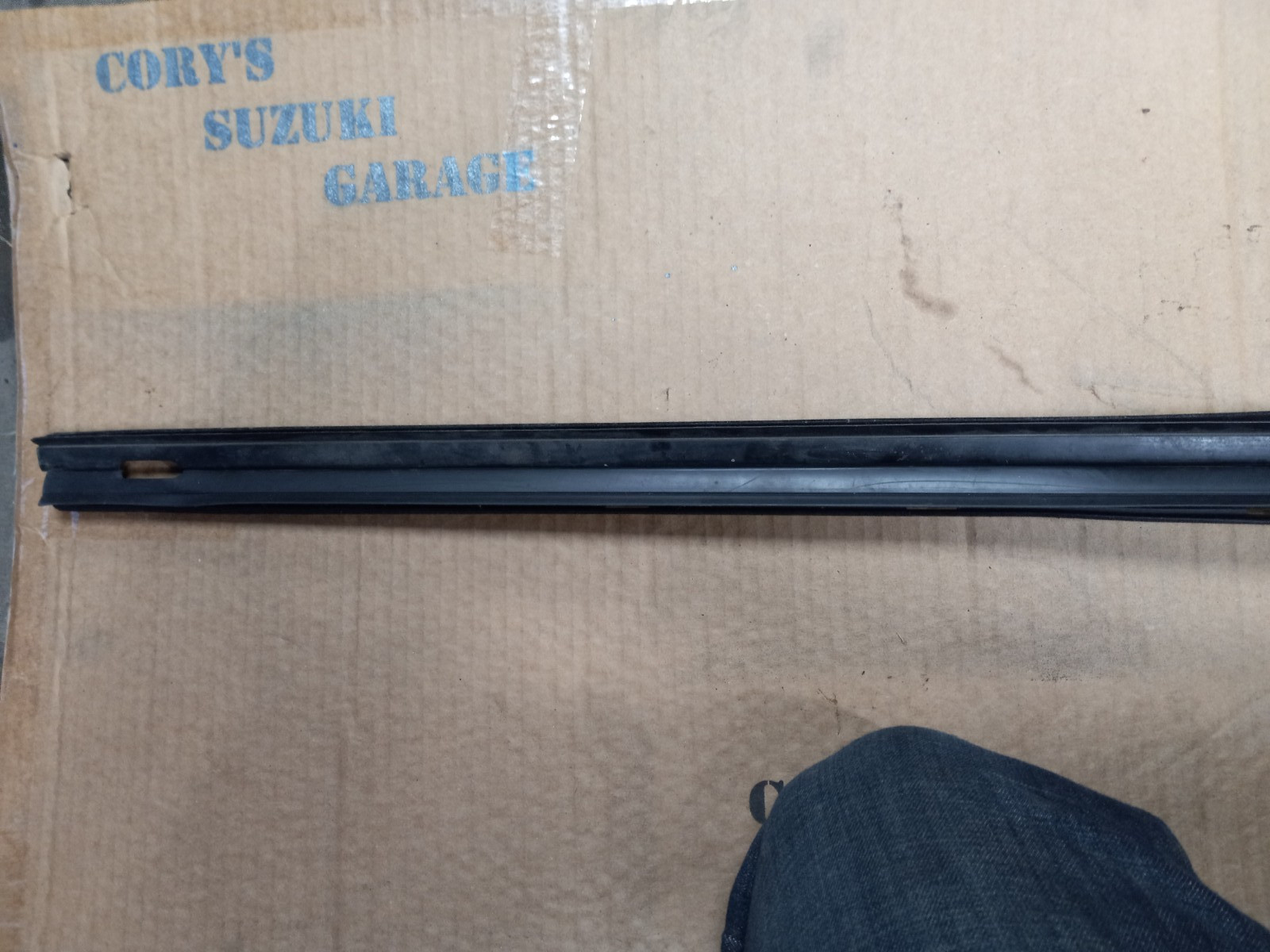 89-98 General Motors (GM) GEO TRACKER 2D Weatherstrip Window Door Belts *OEM*