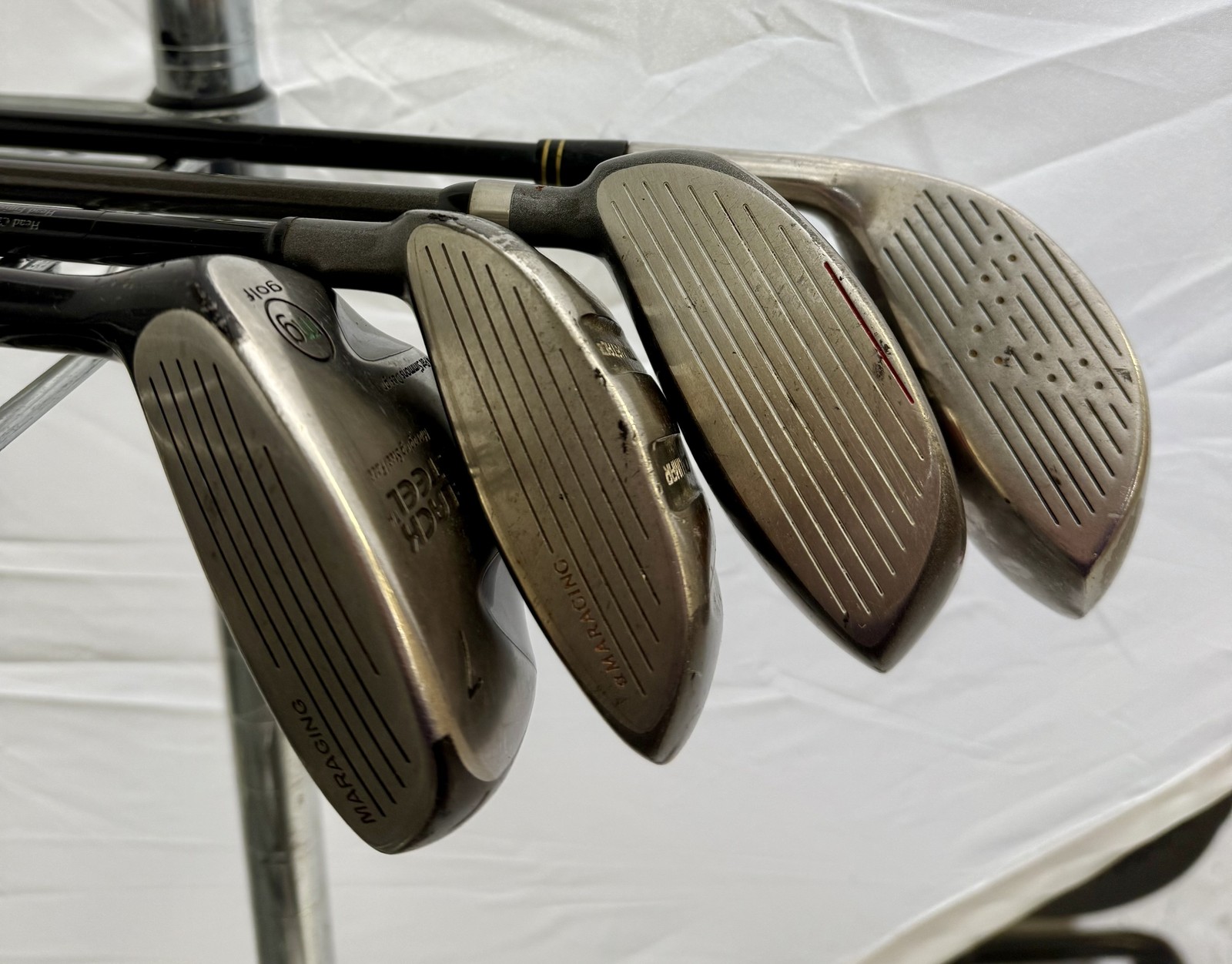 Wholesale Lot of 30 Golf Clubs - Assorted Fairway Woods and Hybrids