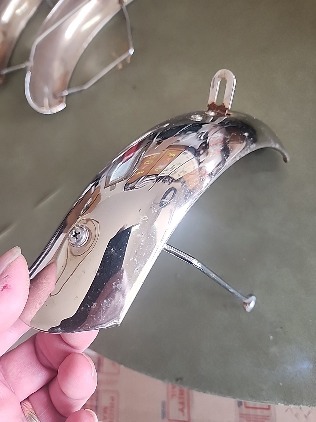 2000s SCHWINN LIL STINGRAY TRICYCLE CHROME FRONT +REAR FENDERS NICE SHAPE L$$K