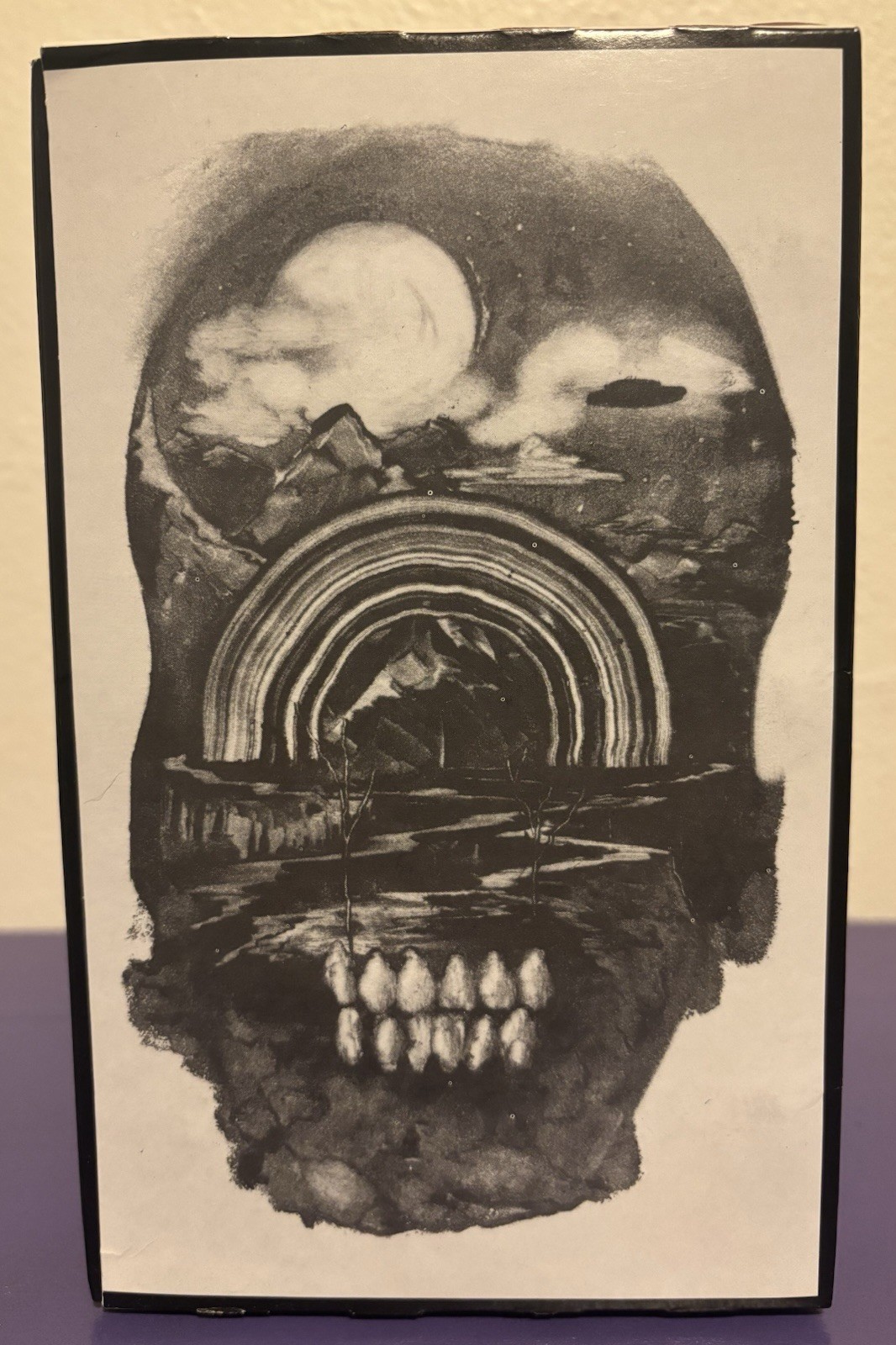 Liquid Death “sCREAM SODA” Soda-Flavored Sparkling Water (2x) 12 oz. Cans