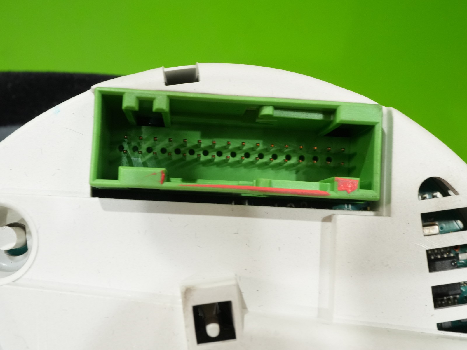 00-06 Audi TT OEM 8N1920980 gauge instrument cluster panel speedometer