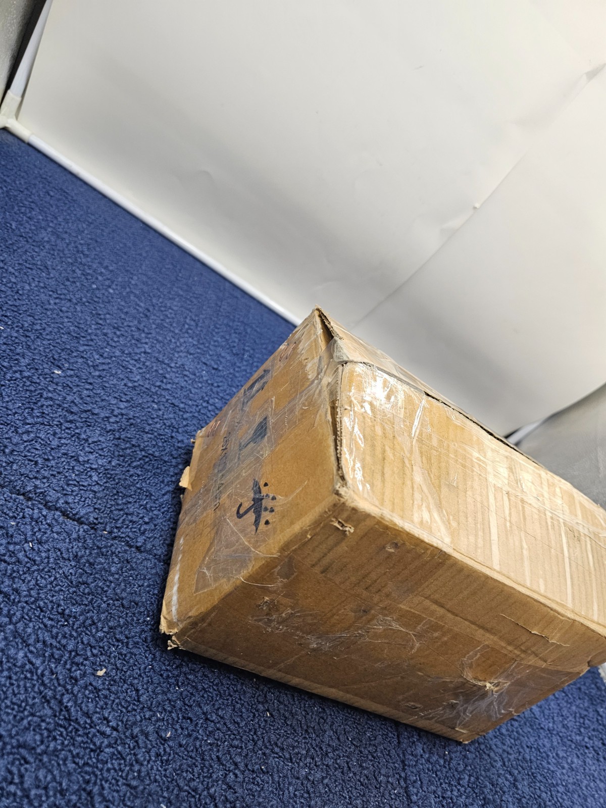 Replacement A/C Compressor 20CC12V600W Universal Electric 2405345289