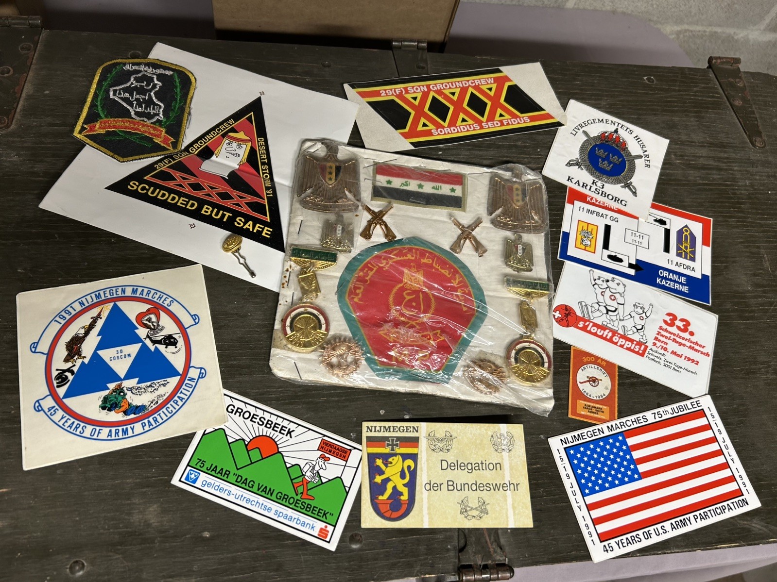 Desert Storm Iraq Gulf War REPUBLICAN GUARD Uniform Insignia, Medals, Souvenirs