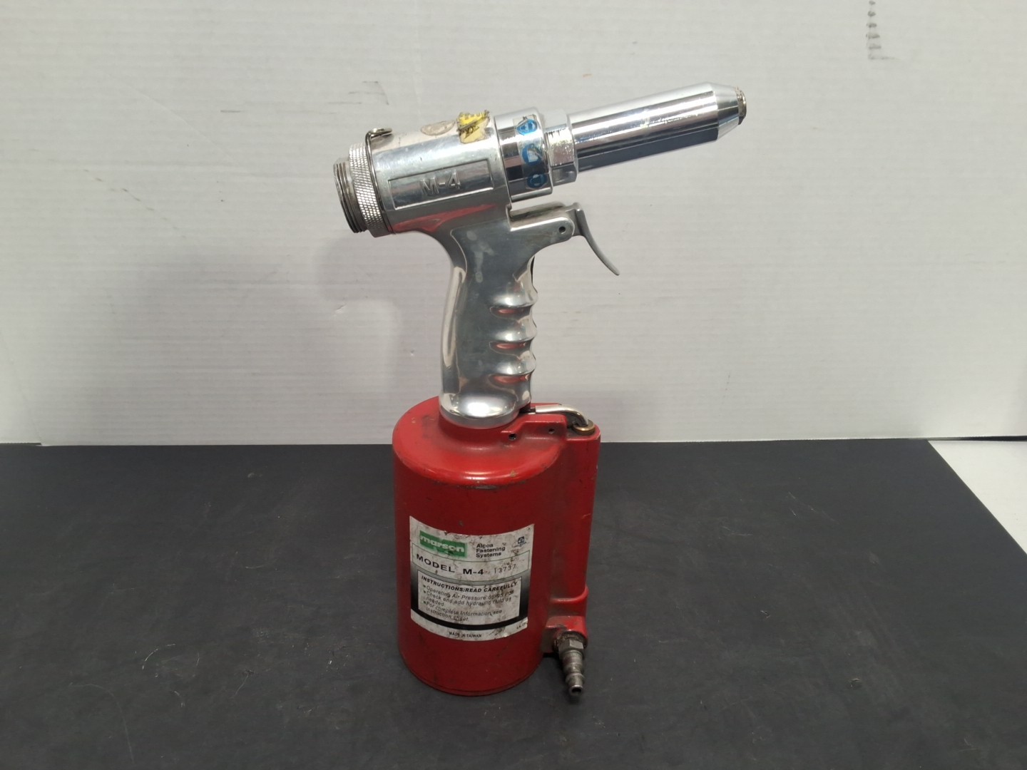 Marson M-4 Rivet Gun Pneumatic Air Large Heavy Duty Tool Riveter
