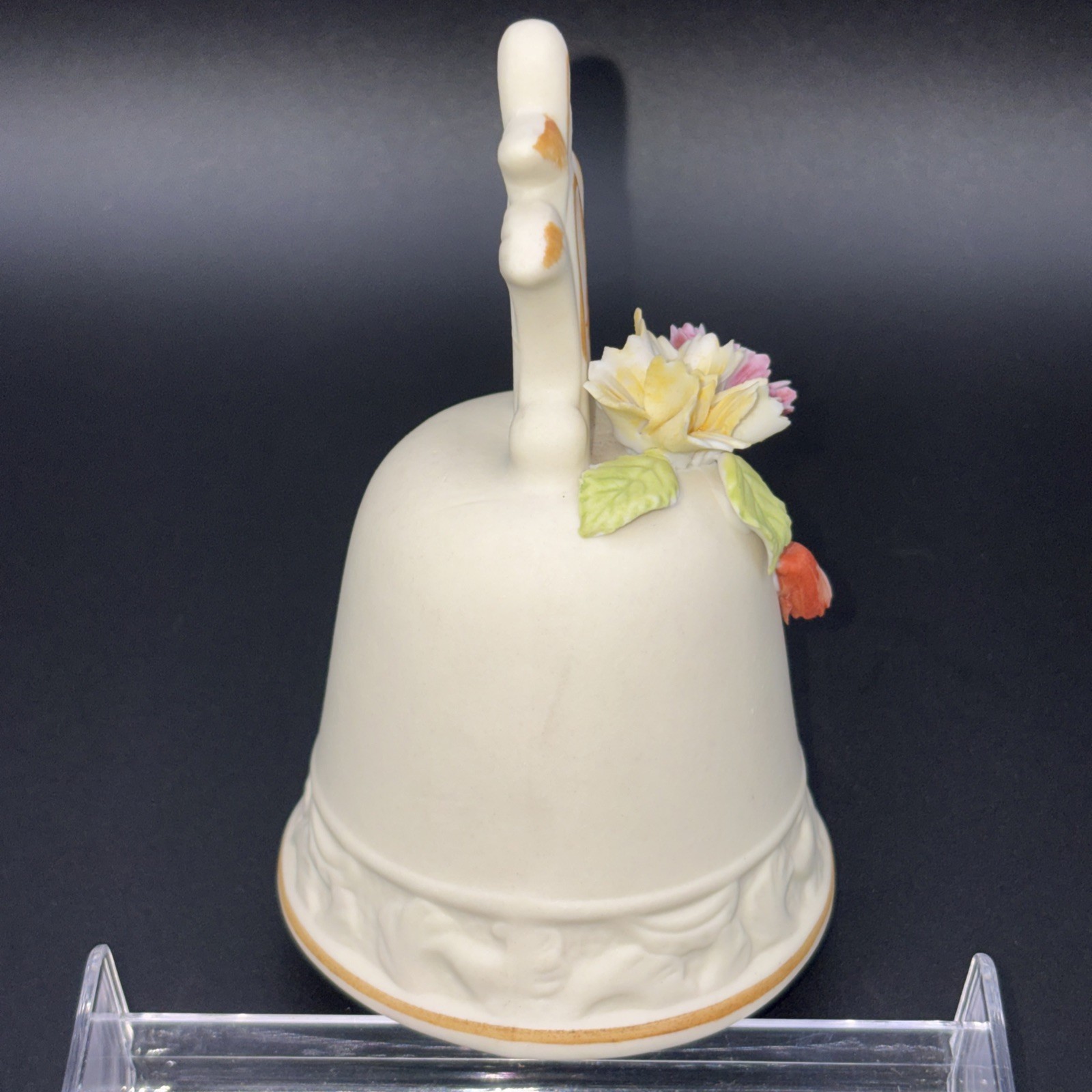 Vintage Arnart Copodimonte Style Mission Bell Off-White Porcelain Flowers MINT