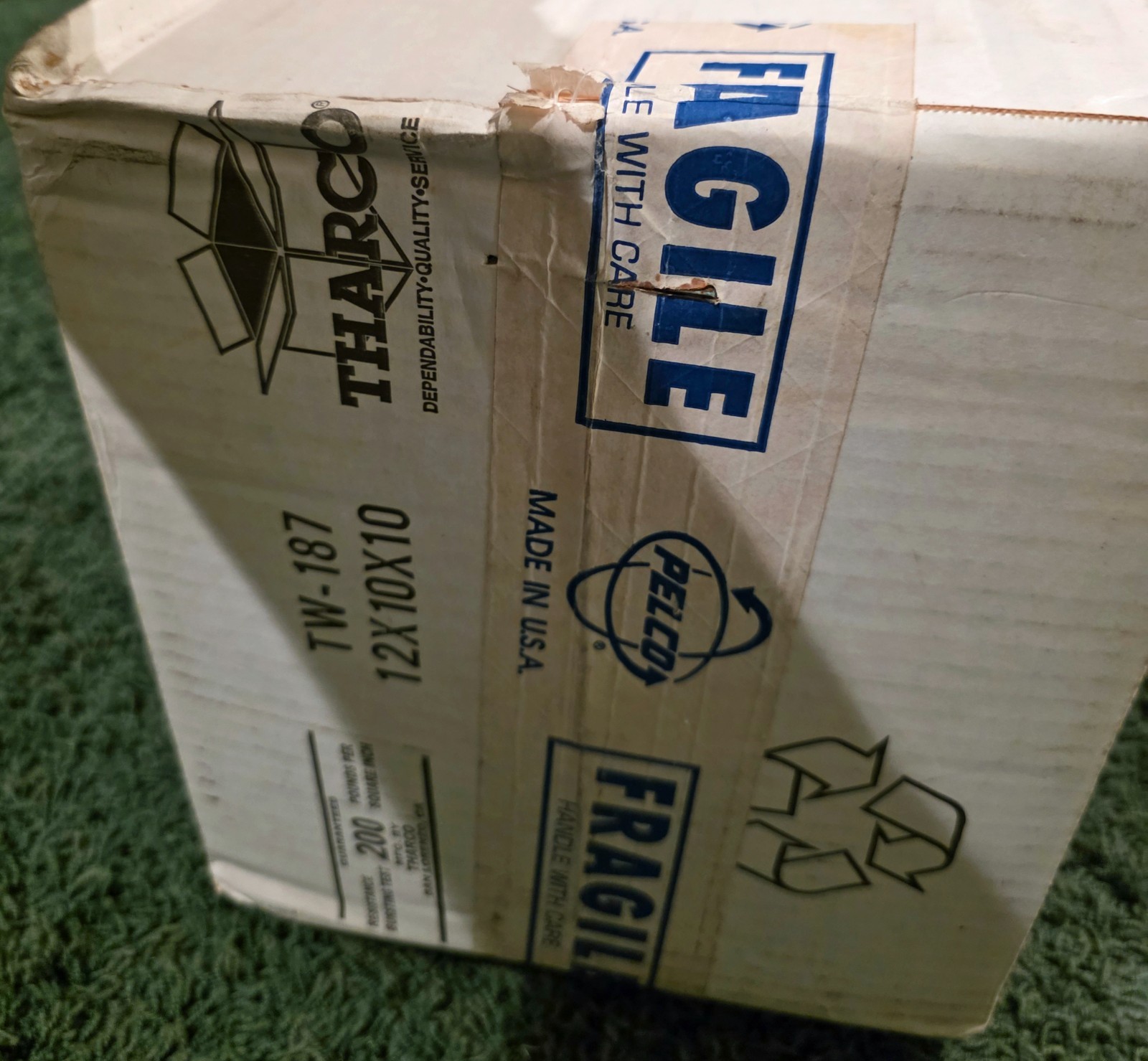 NEW- Pelco Camclosure ICS150-CA3 Dome Camera 1.5 F-stop, EASI