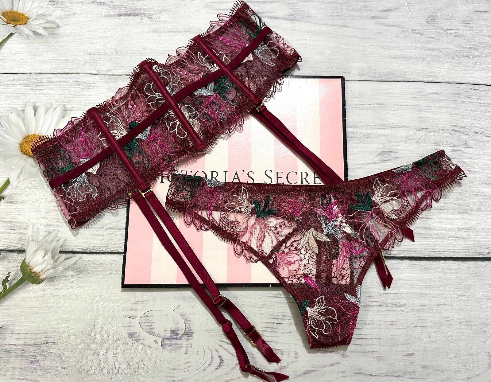 Victoria's Secret LUXE LINGERIE 2 Piece Set Unlined Panty + Garter Burgundy