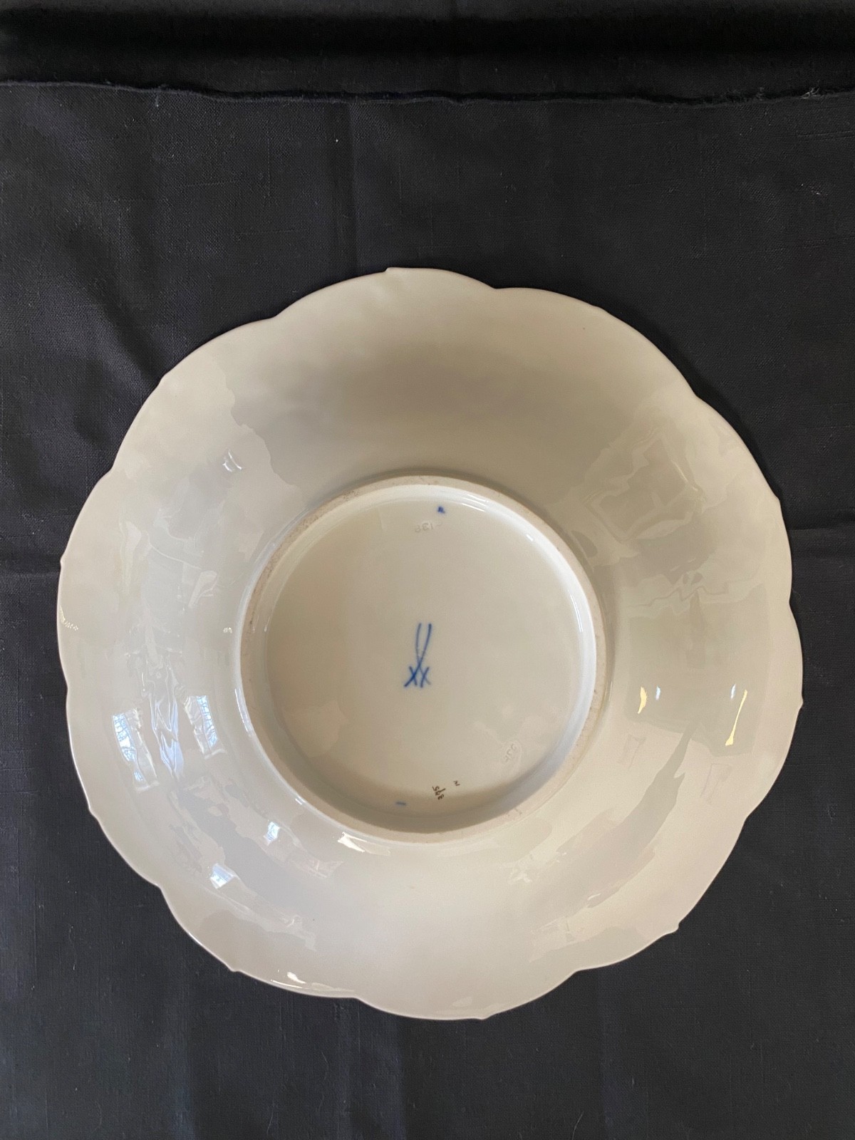 Antique Meissen Porcelain Fruit Bowl Serving Dish Gold Leaves 11"