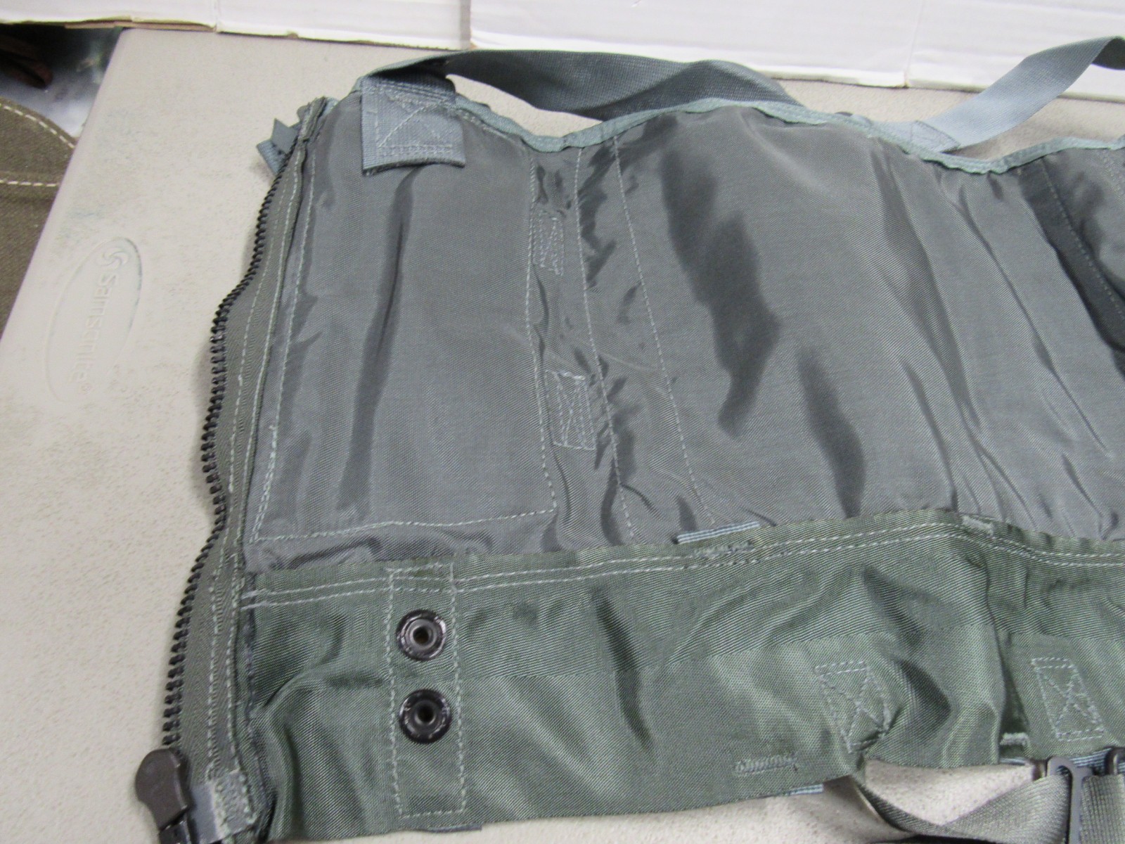 US Navy USMC Aircrew Pilot Survival Vest SV-2B w/ Holster & Knife Sheath NOS