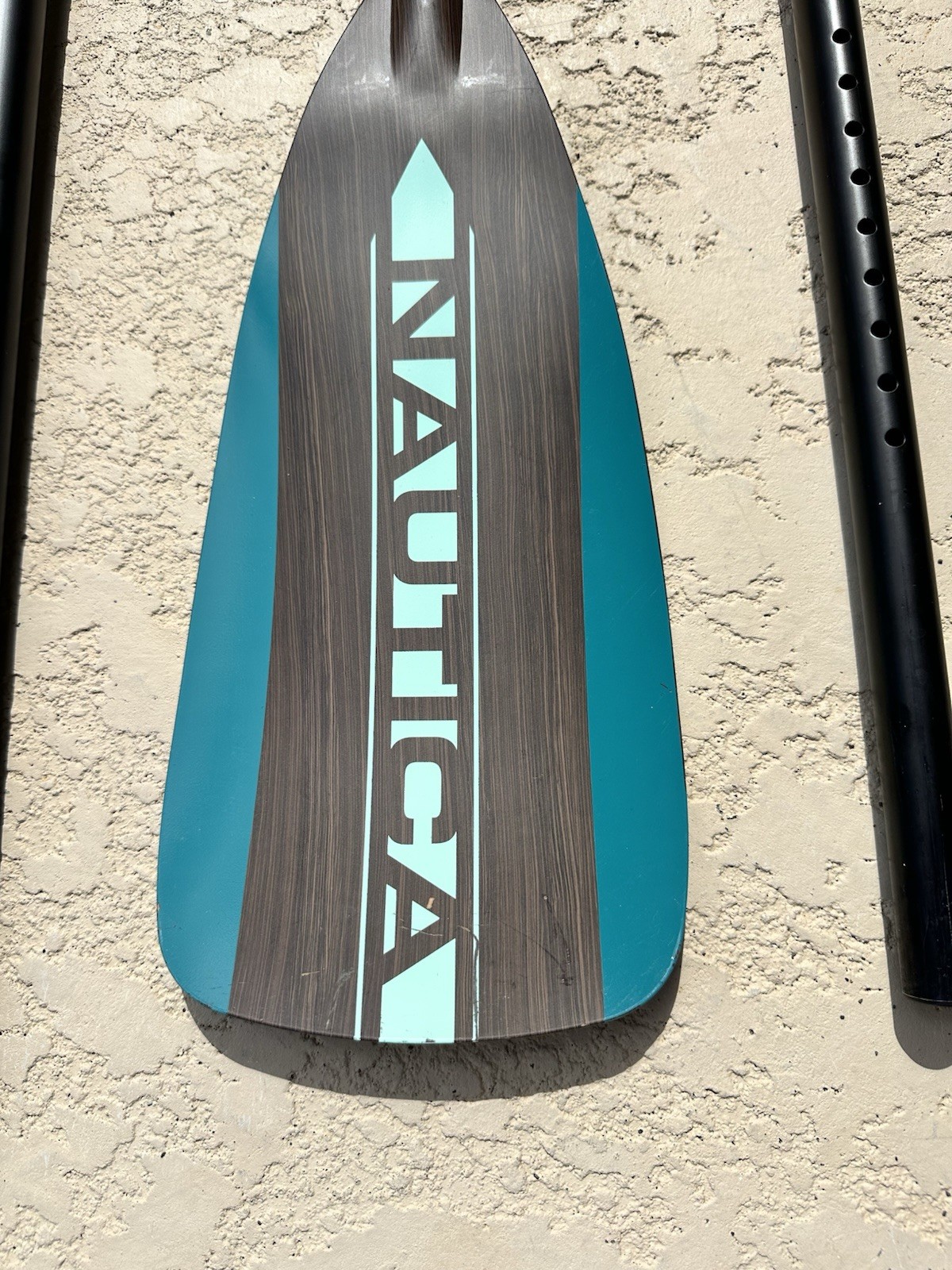 3-Piece Adjustable SUP Paddle –Lightweight, Floating Aluminum Shaft (Nautica)