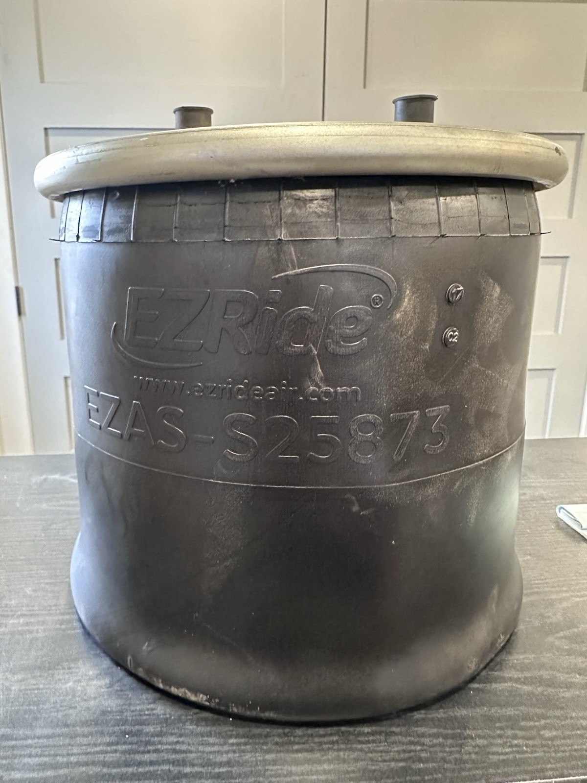 EZride Semi Truck Air Ride Spring Bag Suspension fits Firestone W01-358-8774