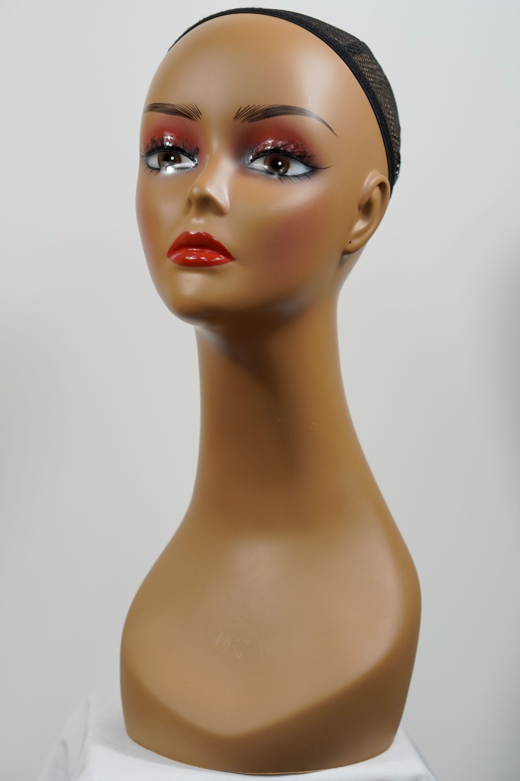 18" Life-Sized Mannequin Head – Durable Polyurethane, Unbreakable & Crack-Proof