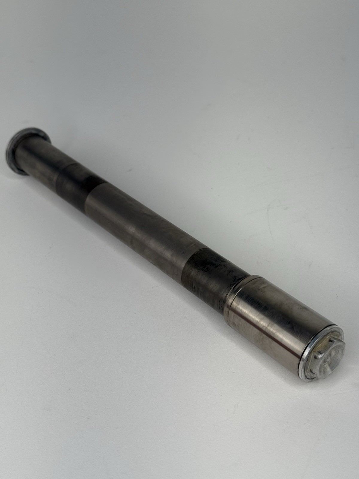 2022 KTM 450 SX-F OEM Front Axle 79109081033 125-450 Husqvarna GasGas #6371