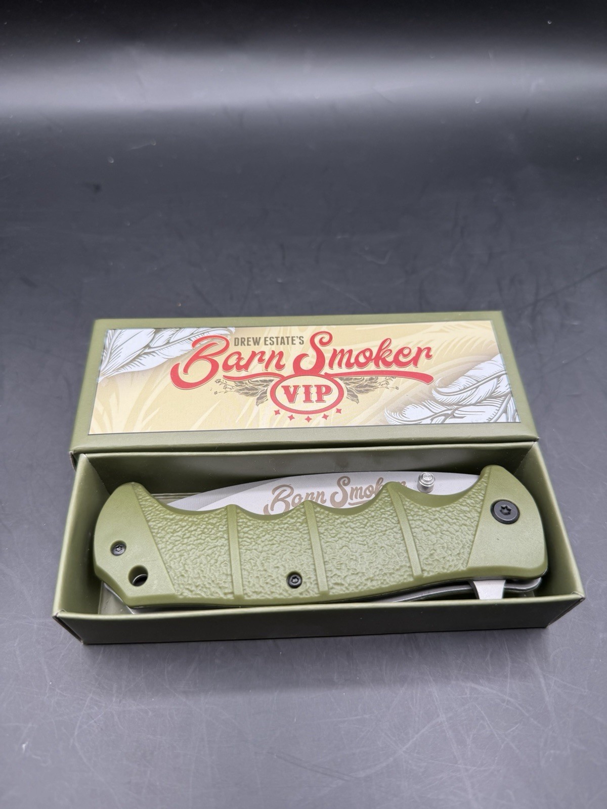 Drew Estate Barn Smoker VIP Knife