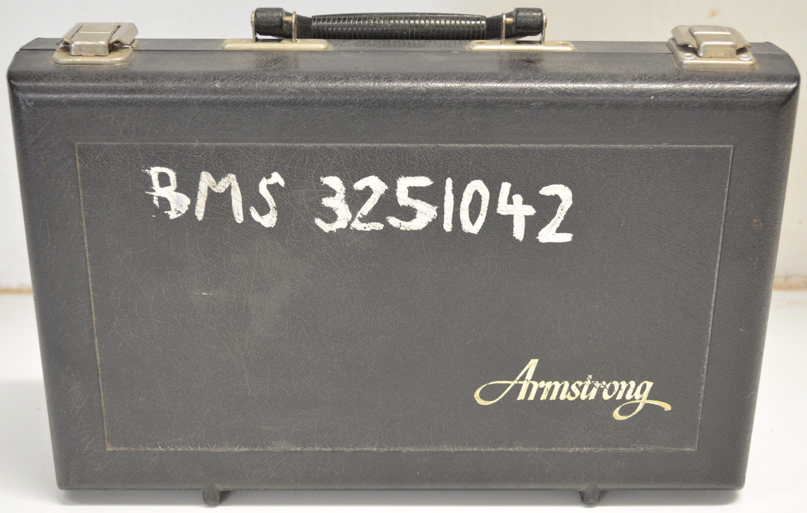 LINTON PARIS OBOE, MODIFIED SYSTEM, GRENADILLA WOOD BODY W/PLASTIC BELL