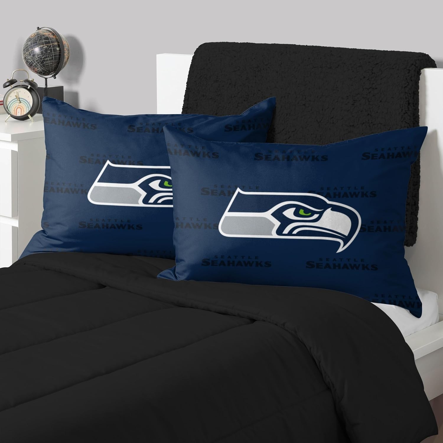 Seattle Seahawks NFL Big Logo Standard 2 Pack Pillowcases - Team Colors