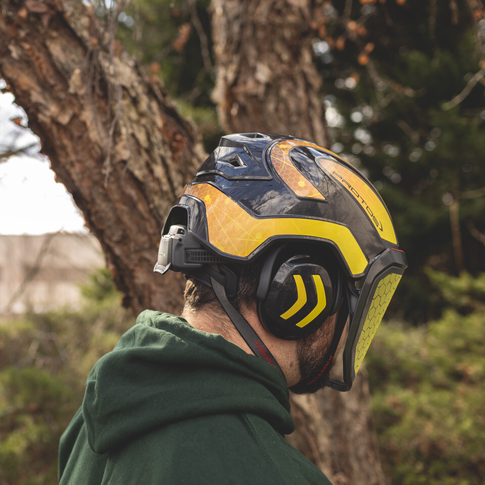 PROTOS BEEKEEPER HELMET + Pfanner Protos Integral Arborist Helmet Climbing