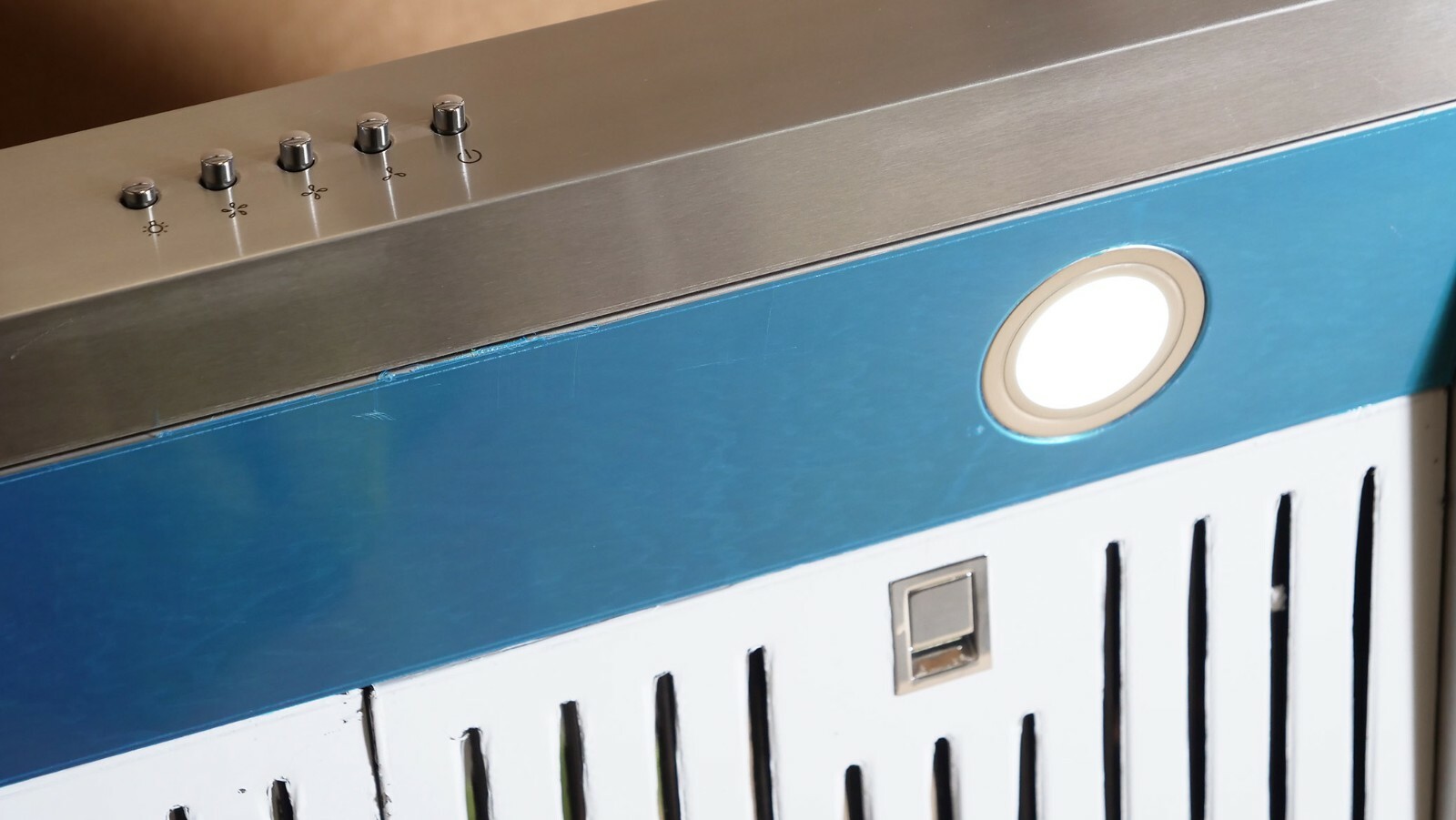 30 in Under Cabinet Range Hood (OPEN BOX) 3-Prong Plug, Stainless Steel, LED