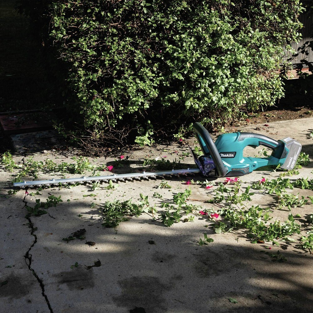 Makita XHU10Z 18V LXT Li-Ion Cordless 24" Hedge Trimmer (Tool Only) New