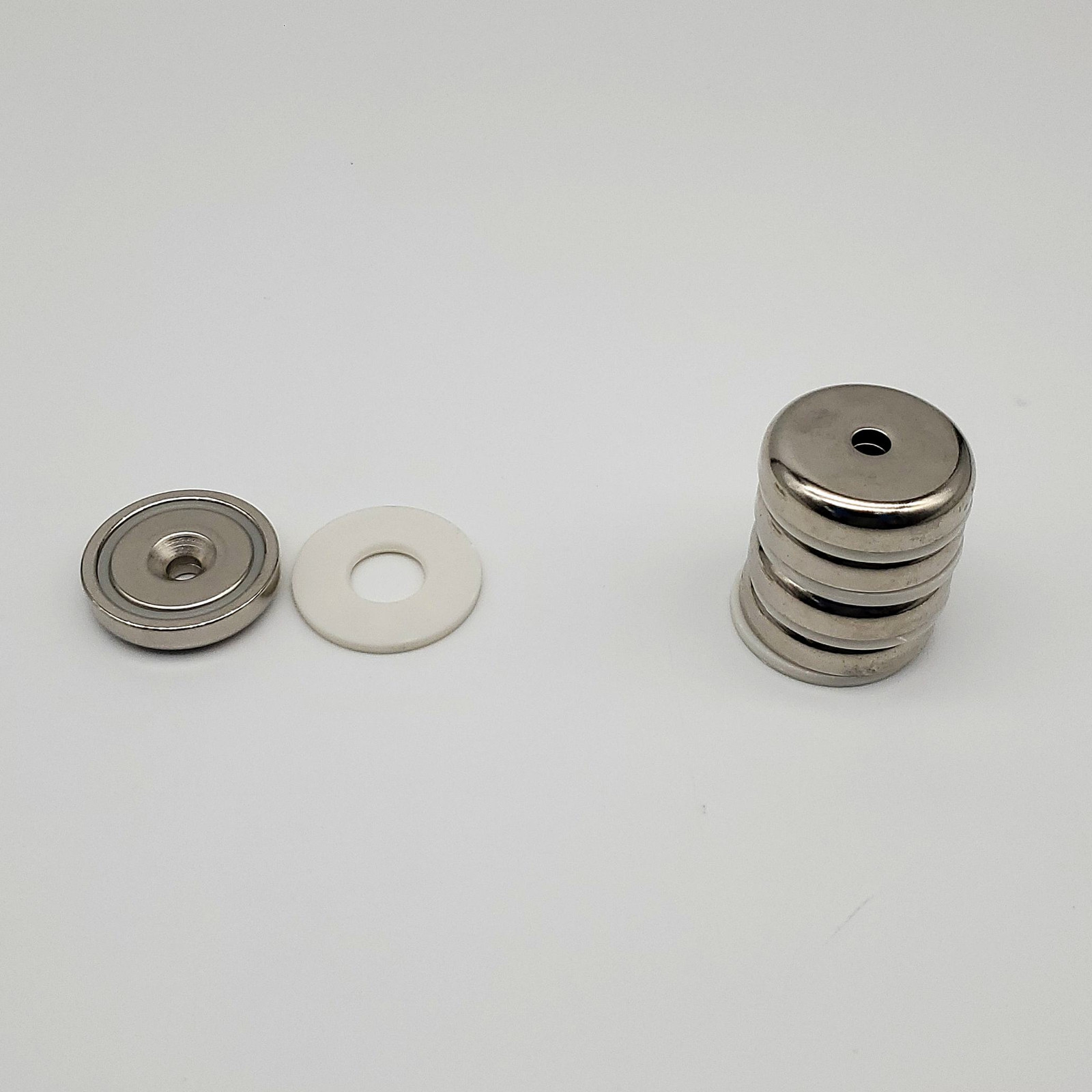 139LB Cup Magnets 1.5" Neodymium Holders 1.5" OD x 0.36" T 0.52" Hole Pack of 5