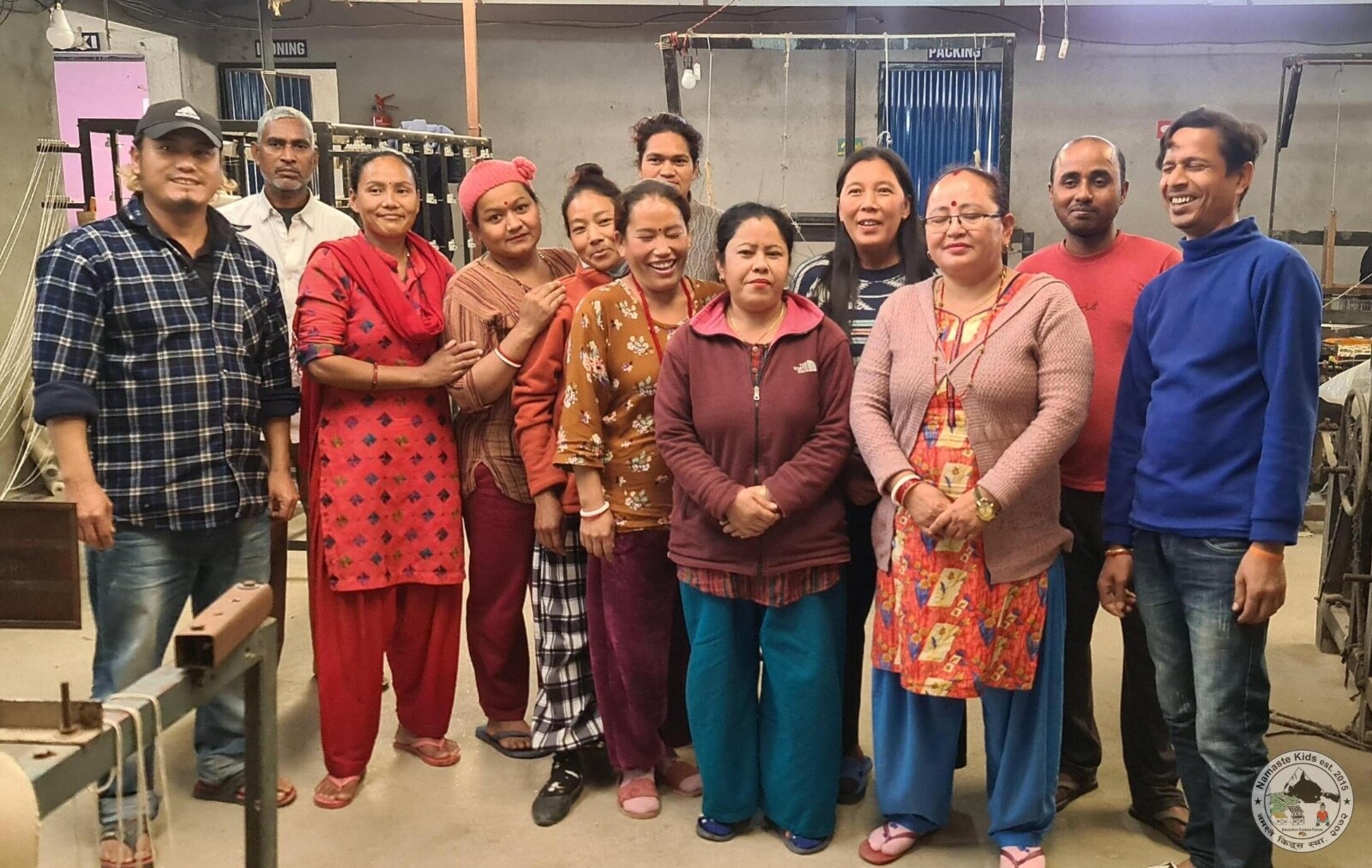 Cashmere Blanket "Ama" (अमा), Handcrafted from Nepal, Bedspread, Cuddle Blanket