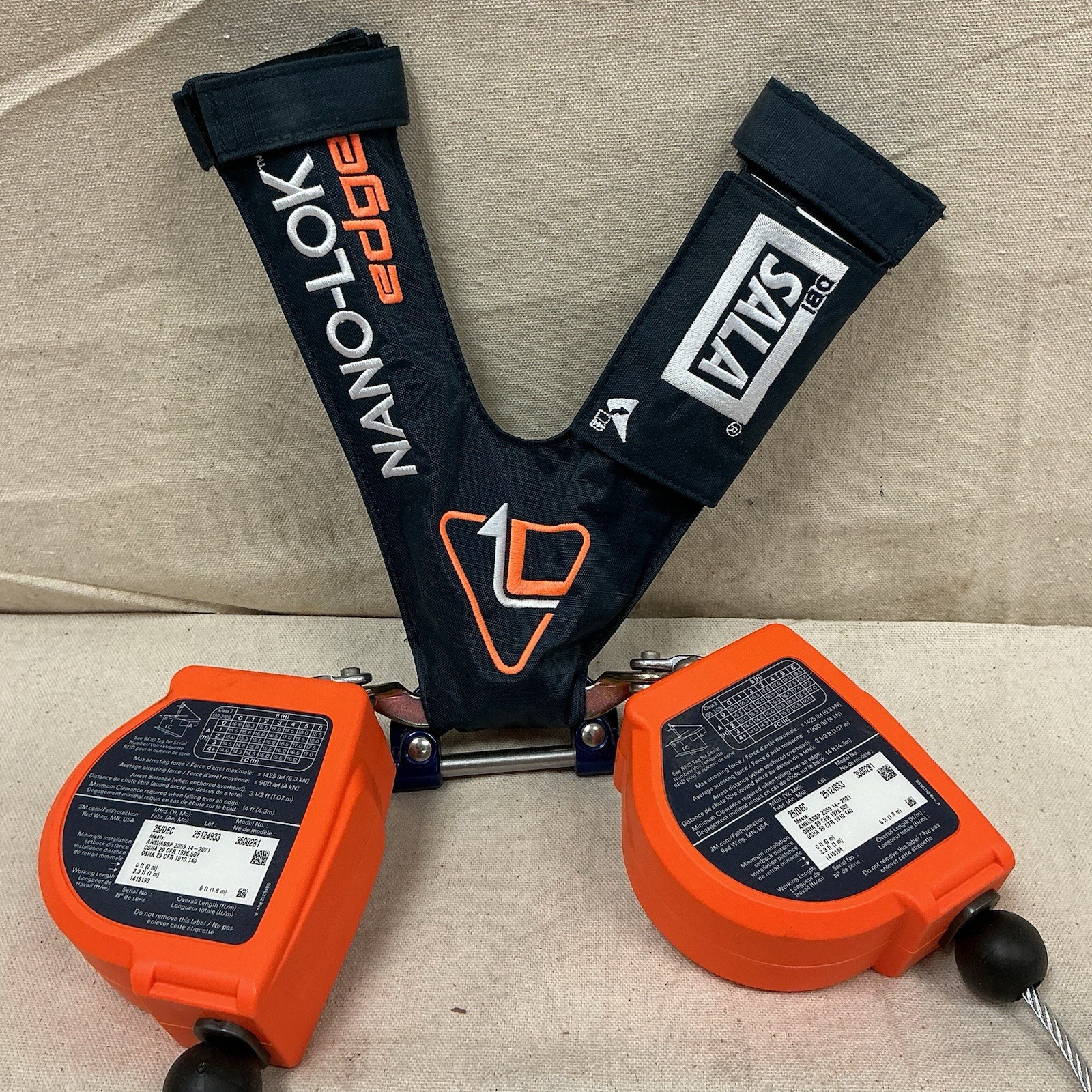 3M DBI-SALA 3500281 Twin Leg Personal Self Retracting Lifeline 2 1/2"