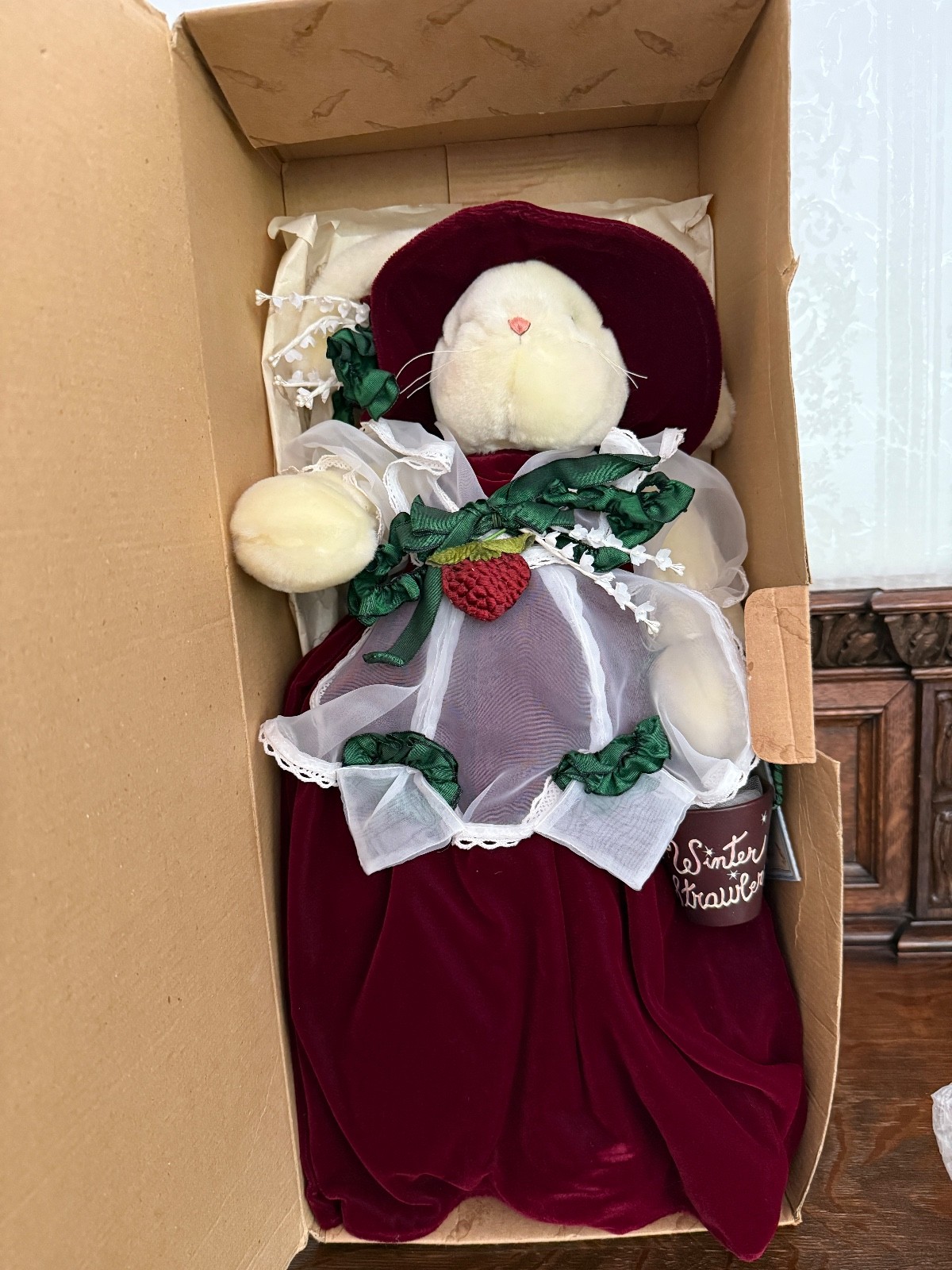 Bunnies By The Bay and Friends MISS WINTER STRAWBERRY Bunny NEW READ