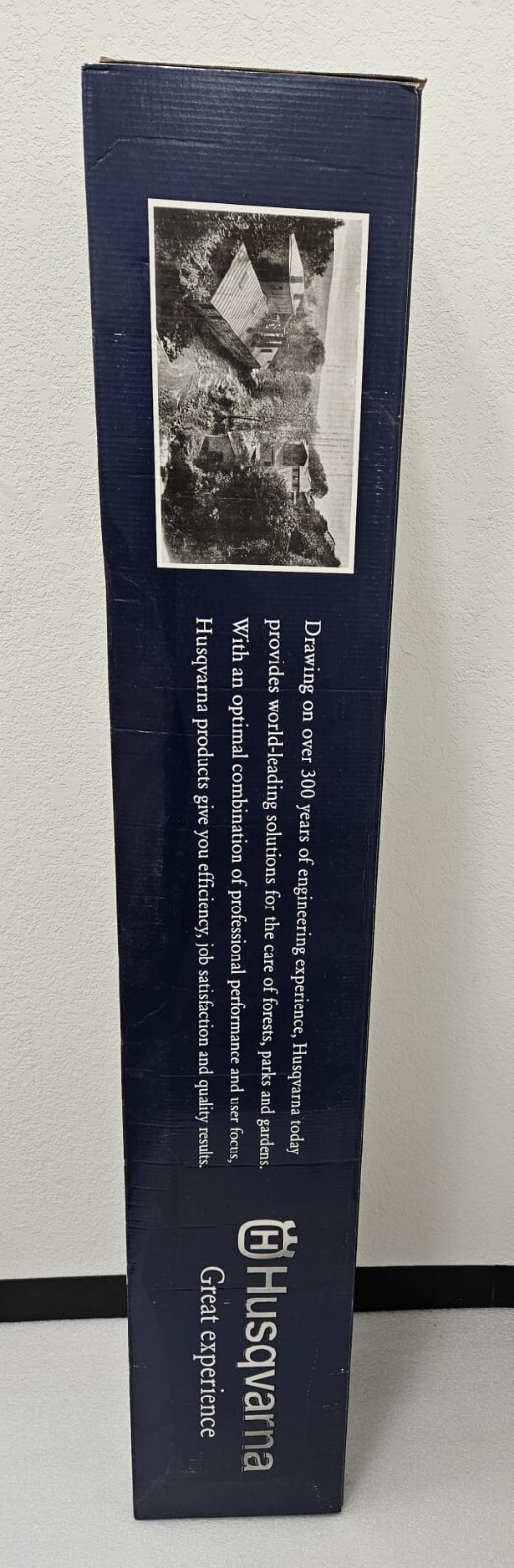 Brand New Husqvarna 128C 28cc 2-Cycle Curved Shaft Gas String Trimmer