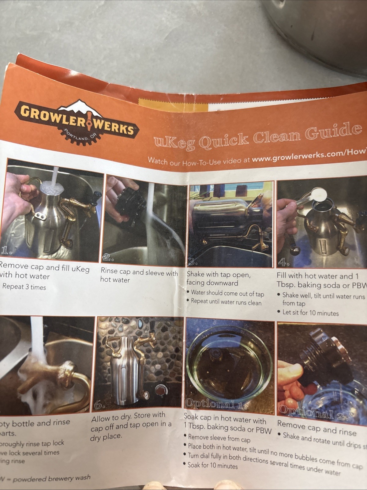 Growler Werks uKeg 64 oz Stainless Steel & Brass Beer Growler -