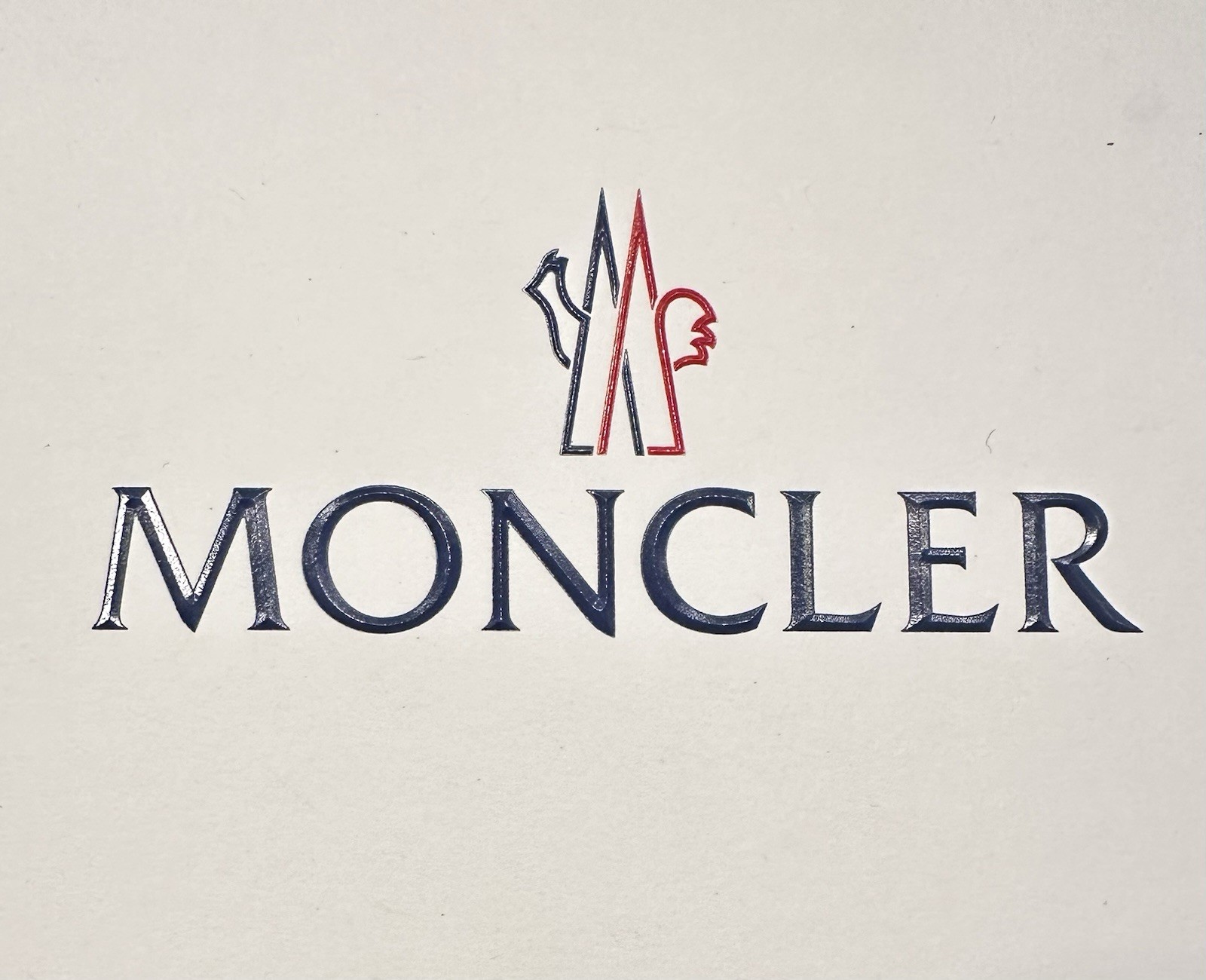 BRAND NEW MONCLER WHITE AUTHENTIC EYEGLASSES SUNGLASSES POUCH CASE AND BOX