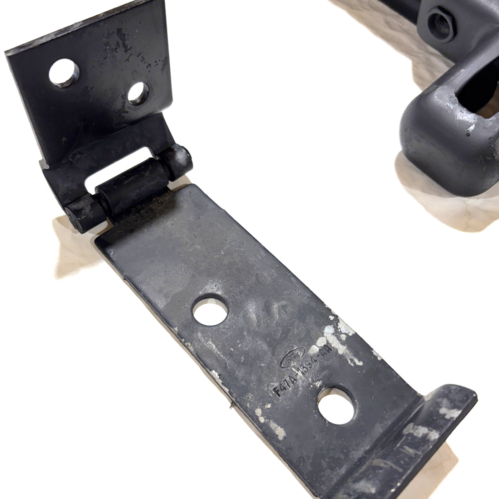 1983-1997 Ford Ranger spare tire carrier (original) Mazda B-Series