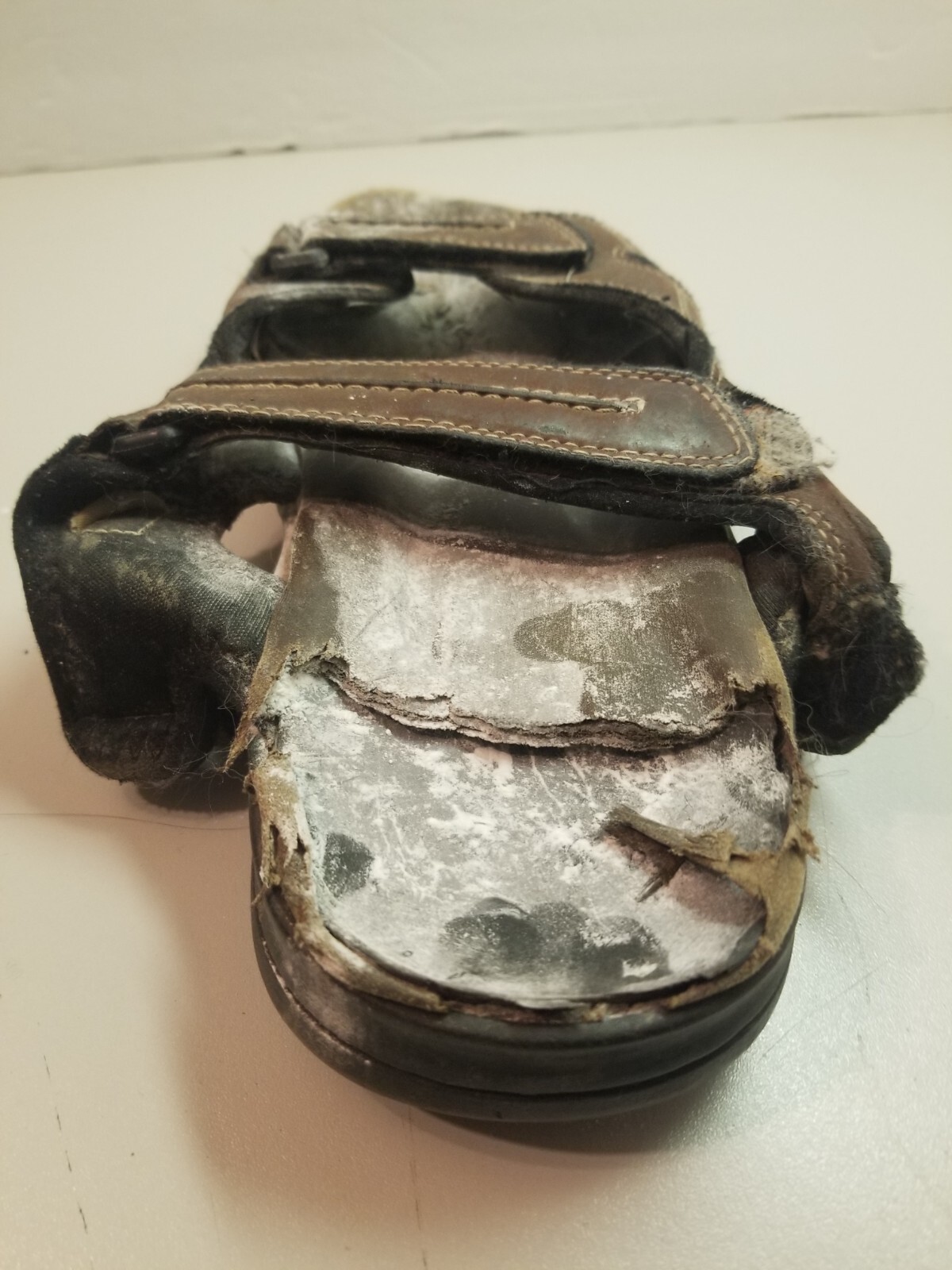 Men's REALLY Used Dockers Sandals 10w or 10 half READ Jesus Men Shoes Shoe