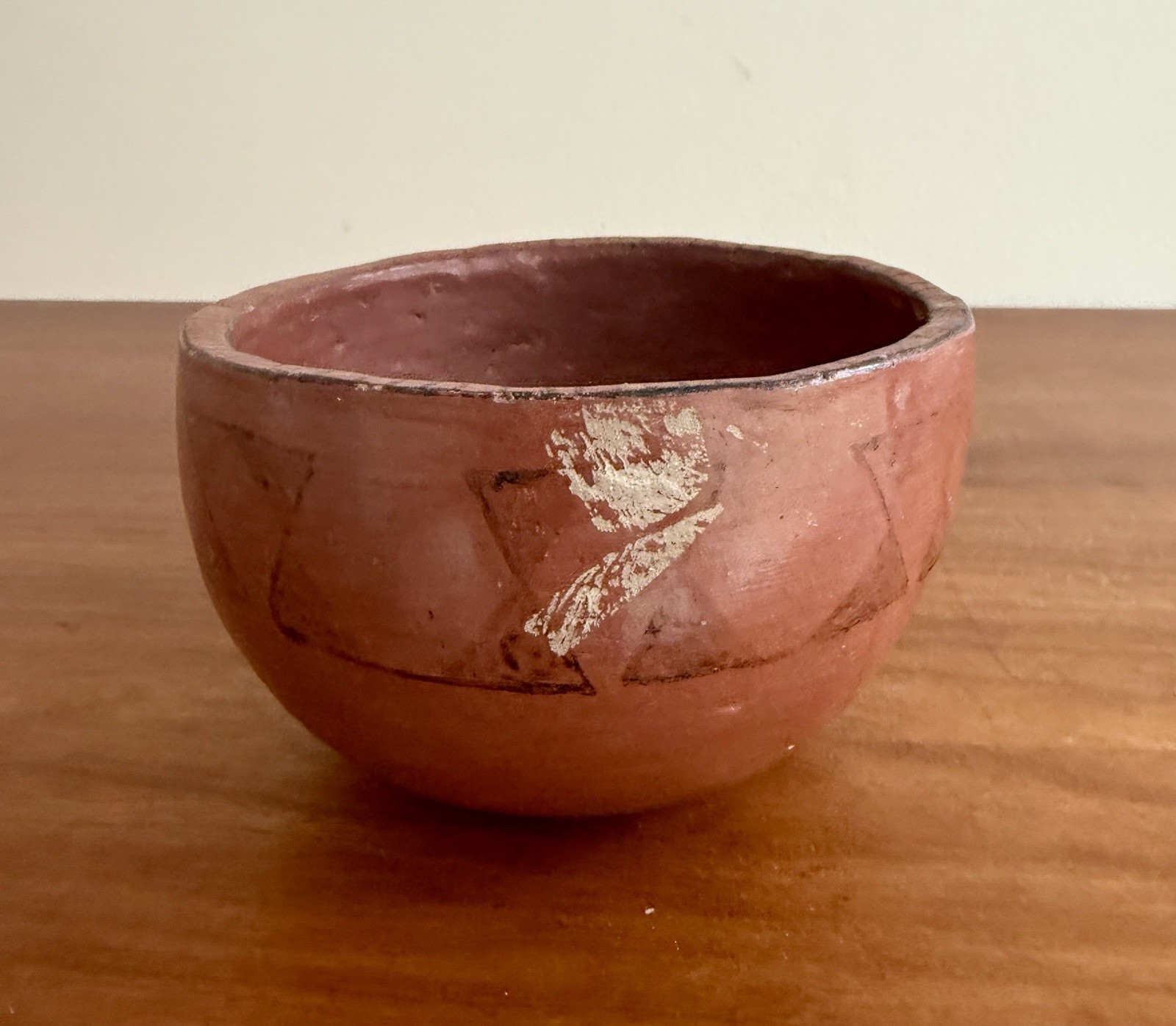 Ancient Pre Columbian Pottery Ceremonial Round Base Bowl Circa 800-1500AD