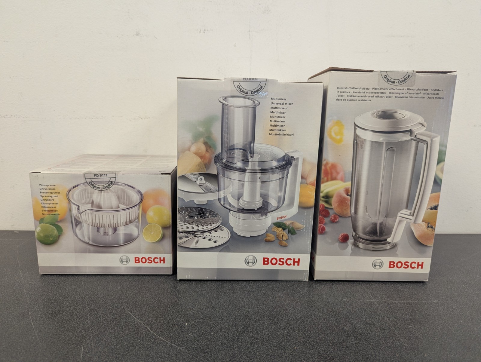 Bosch 3pc Bundle, Universal Mixer, Plastic Mixer Attachment, Citrus Press, New