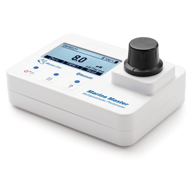 Marine Master Waterproof Wireless Multiparameter Photometer - HI97115C