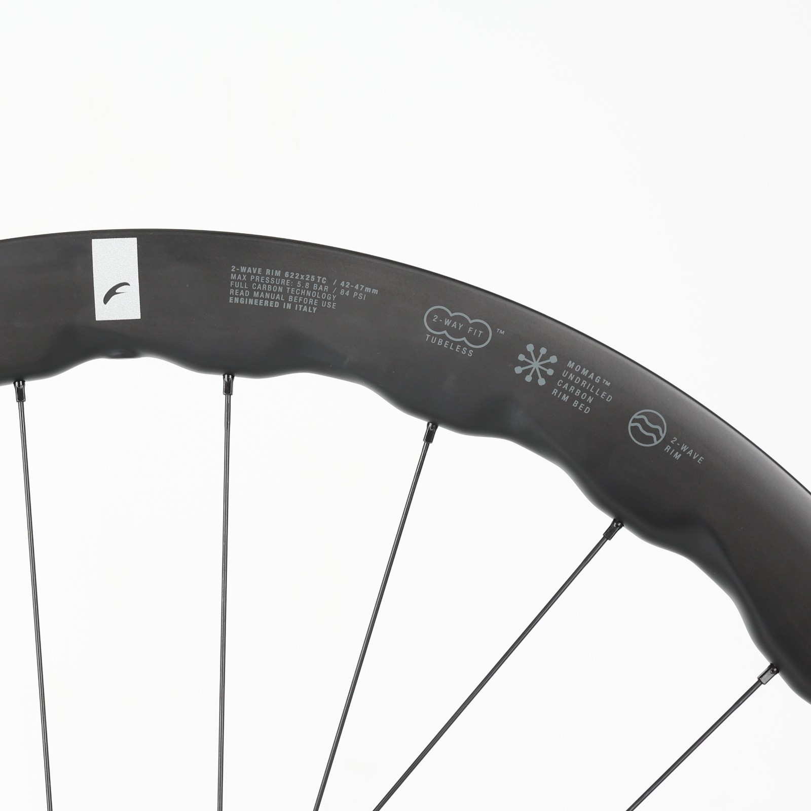 New Fulcrum Soniq 42 F/R Pair Complete Wheelset Shimano 11/12S FREE SHIPPING