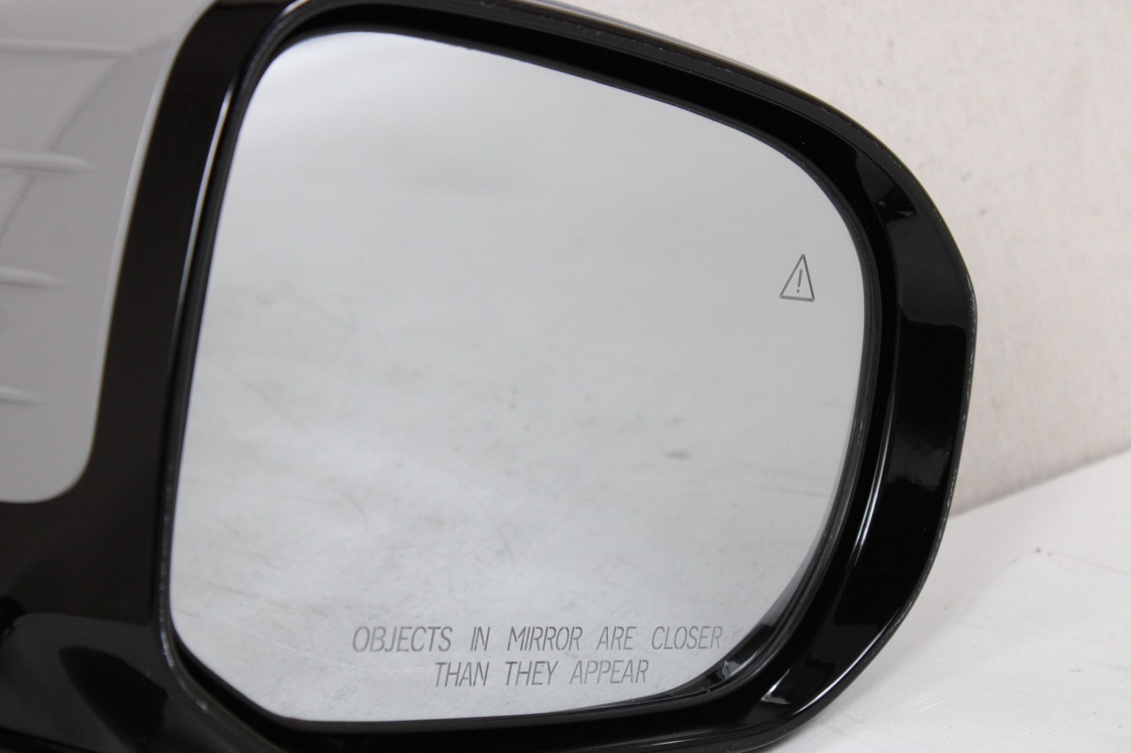See All! 2023-2025 Kia Telluride Right RH Blind Spot / Camera Side Mirror OEM