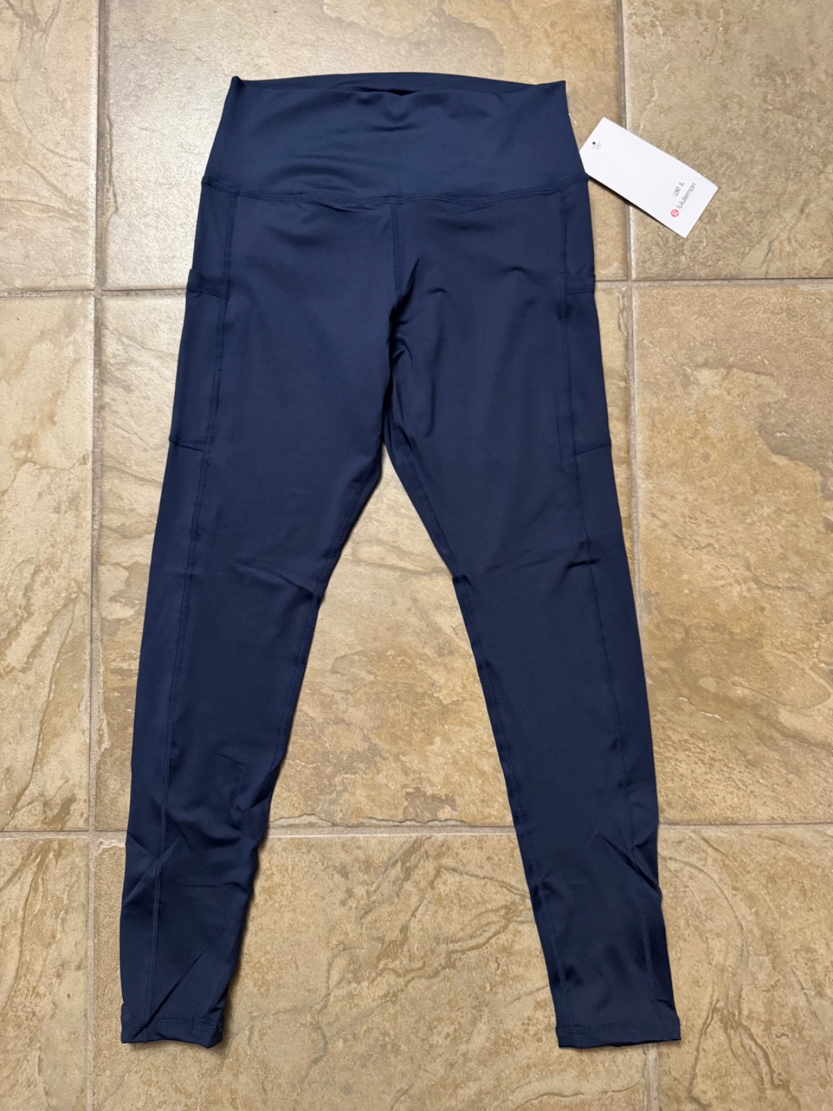 Lululemon Women's Leggings 35" with Side Pockets, Size XL