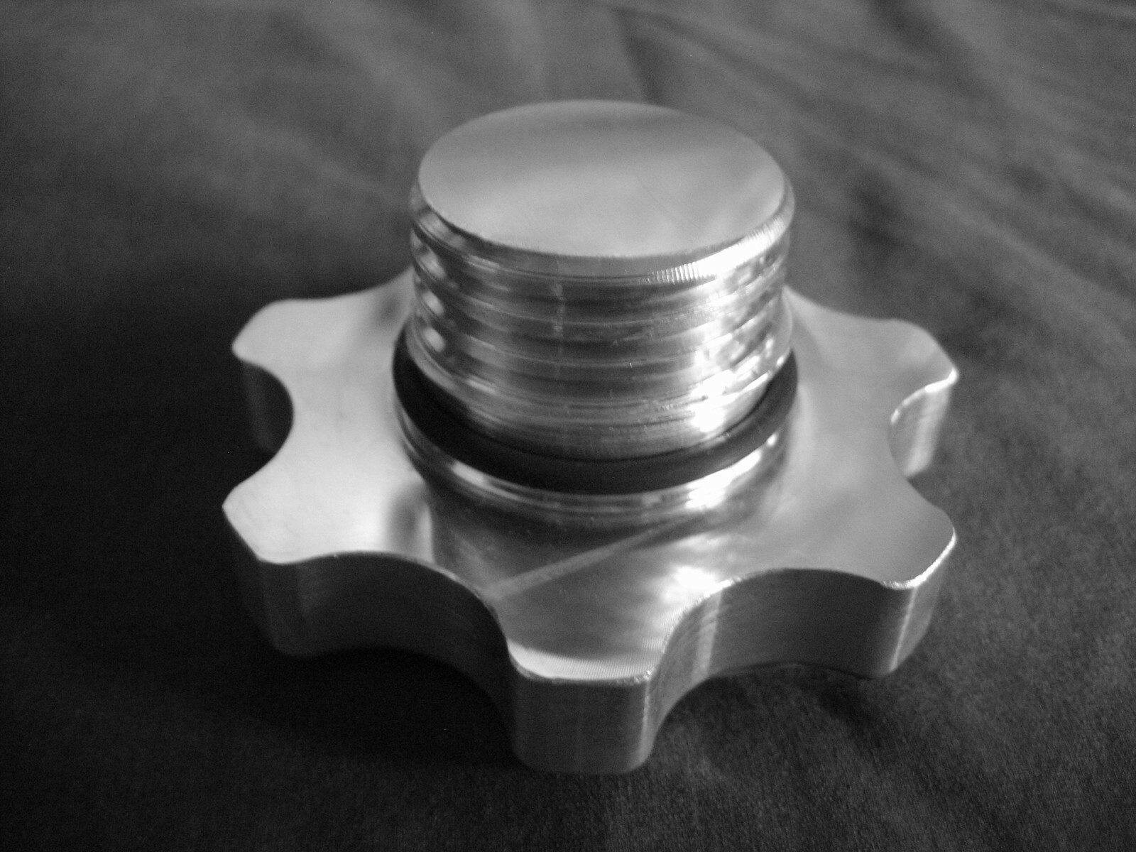 Billet Cummins Oil Cap fits 98 To Current 5.9 / 6.7 All 24V And Common Rail