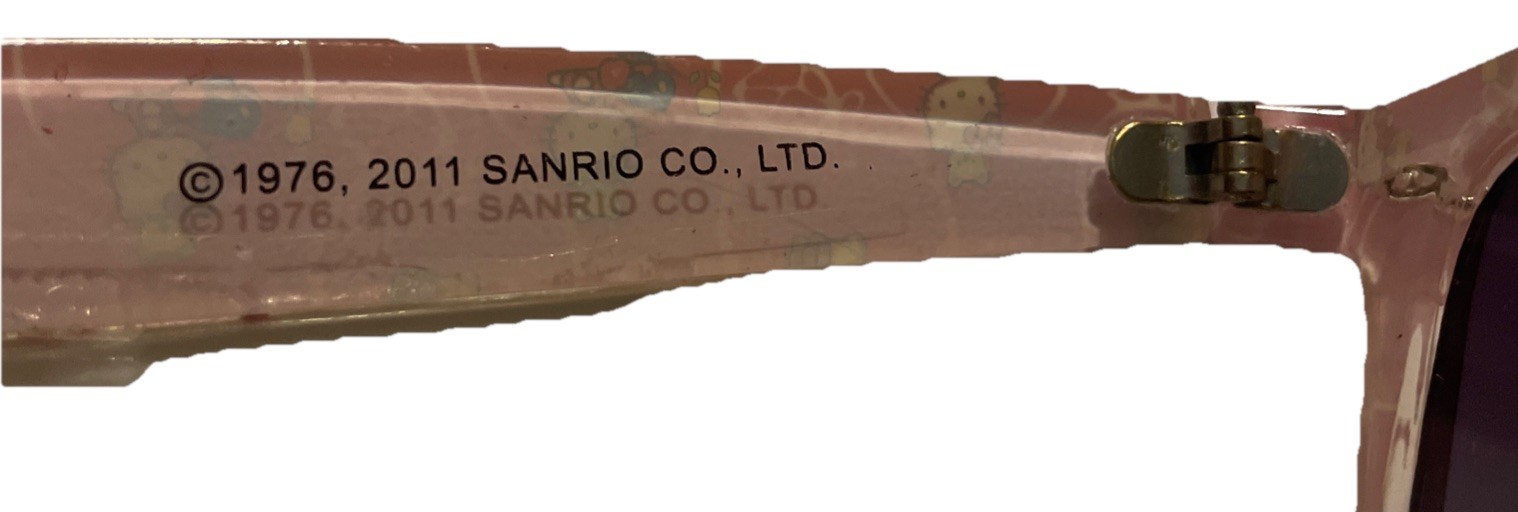 Hello Kitty Wayfarer Sunglasses, Red, 2011