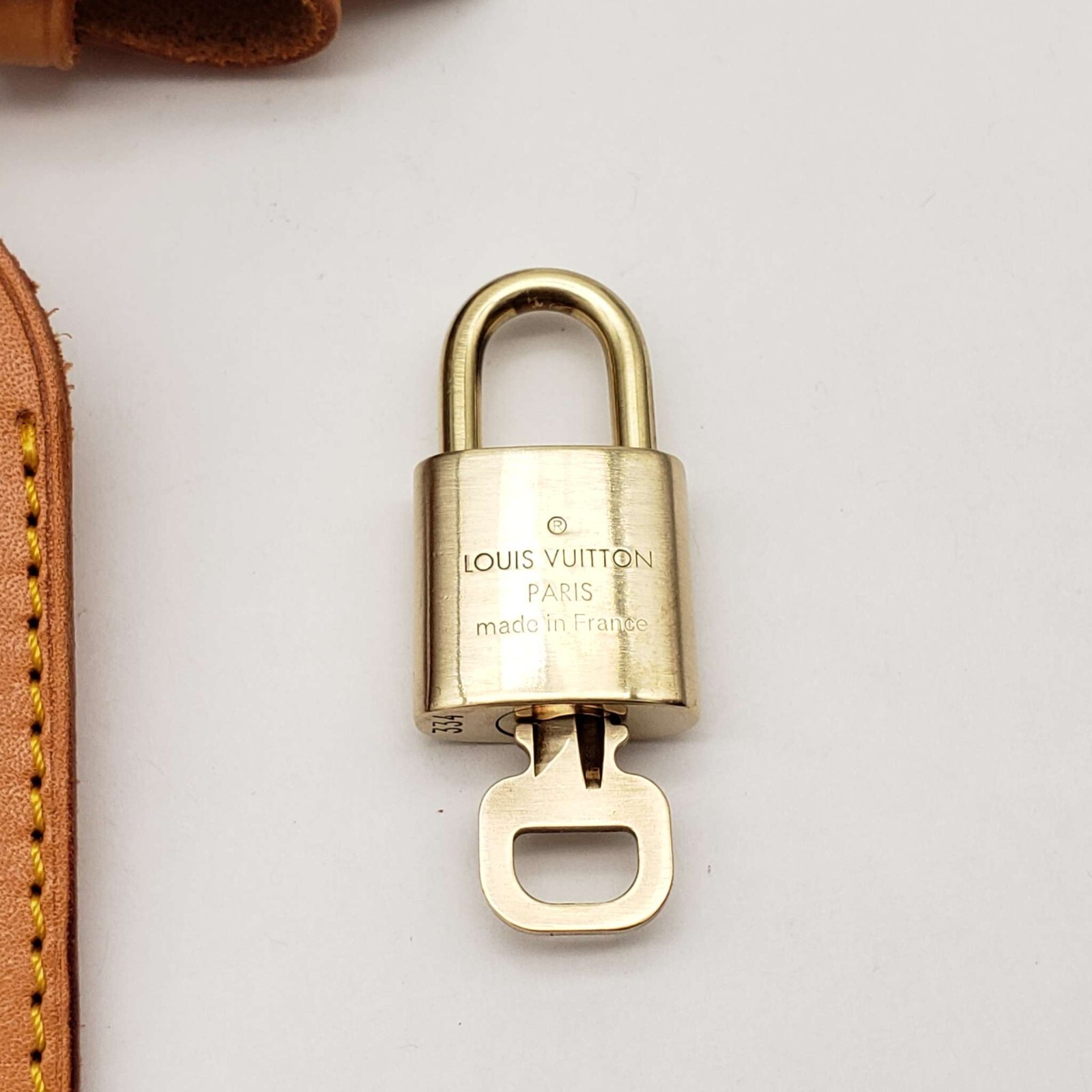 Authentic Louie Vuitton Luggage tag with Lock and Key#1