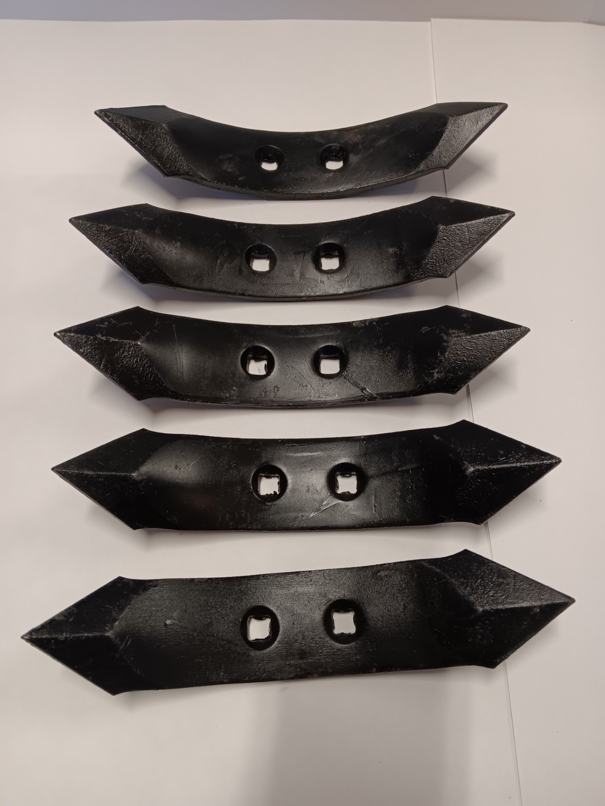 5 Heavy Duty  Sweep Tine Field Cultivator plow Point 2" x 10" 7/16" hole