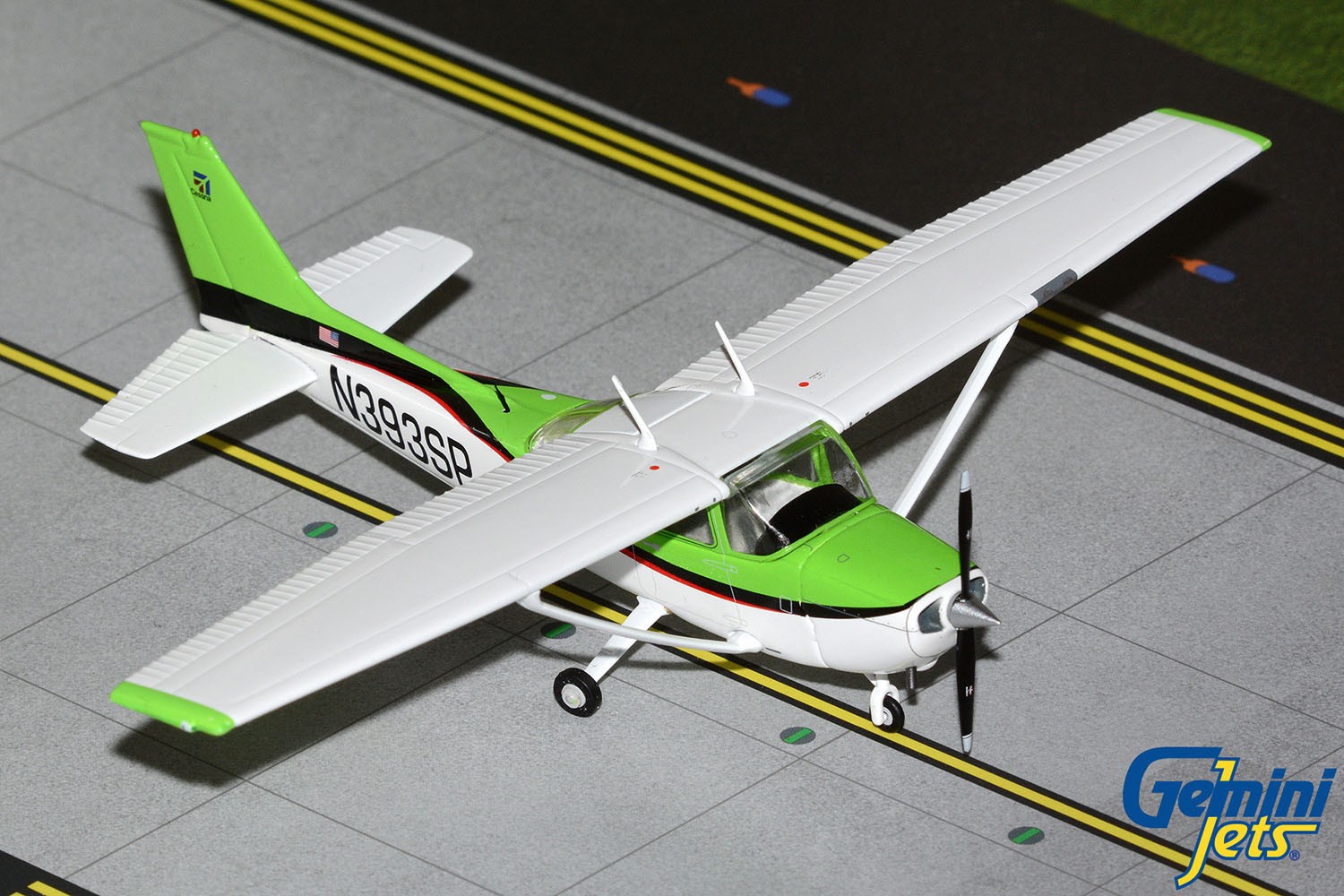 Gemini Jets 1:72 Sporty's Cessna 172S Skyhawk N393SP GGCES020 IN STOCK