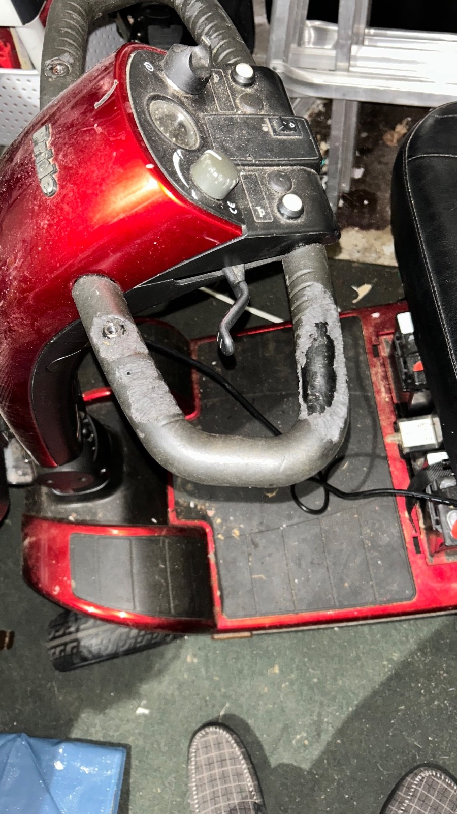 (MUST FIGURE OUT OWN SHIPPING!!!) Pride HVY DTY 4 Wheel Mobility Scooter whlchar